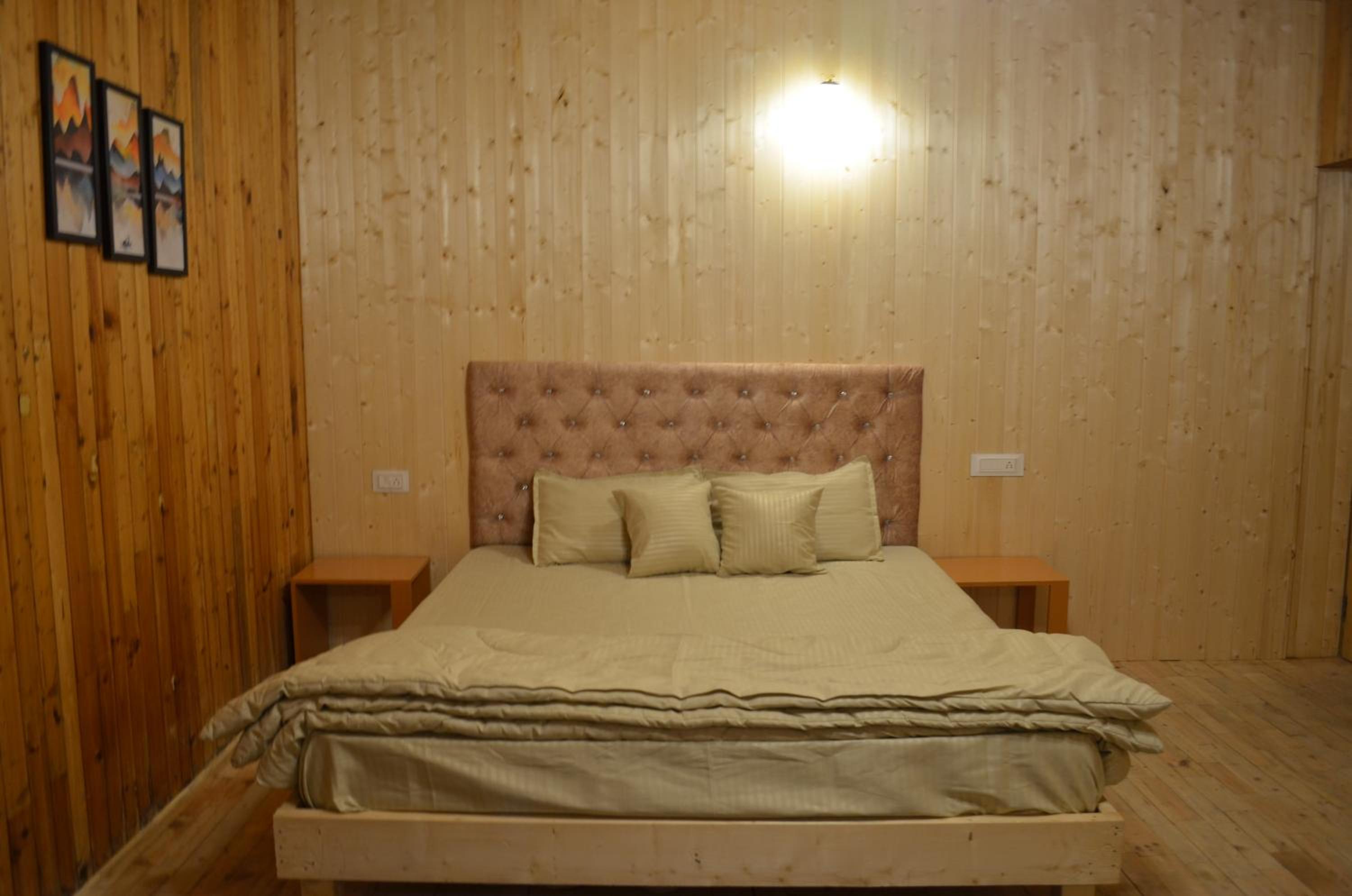 Moonbeam Retreat