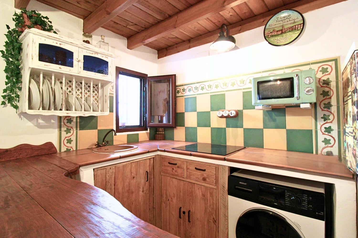 La Casita del Bosque de las Letras by SIERRA VIVA view 5