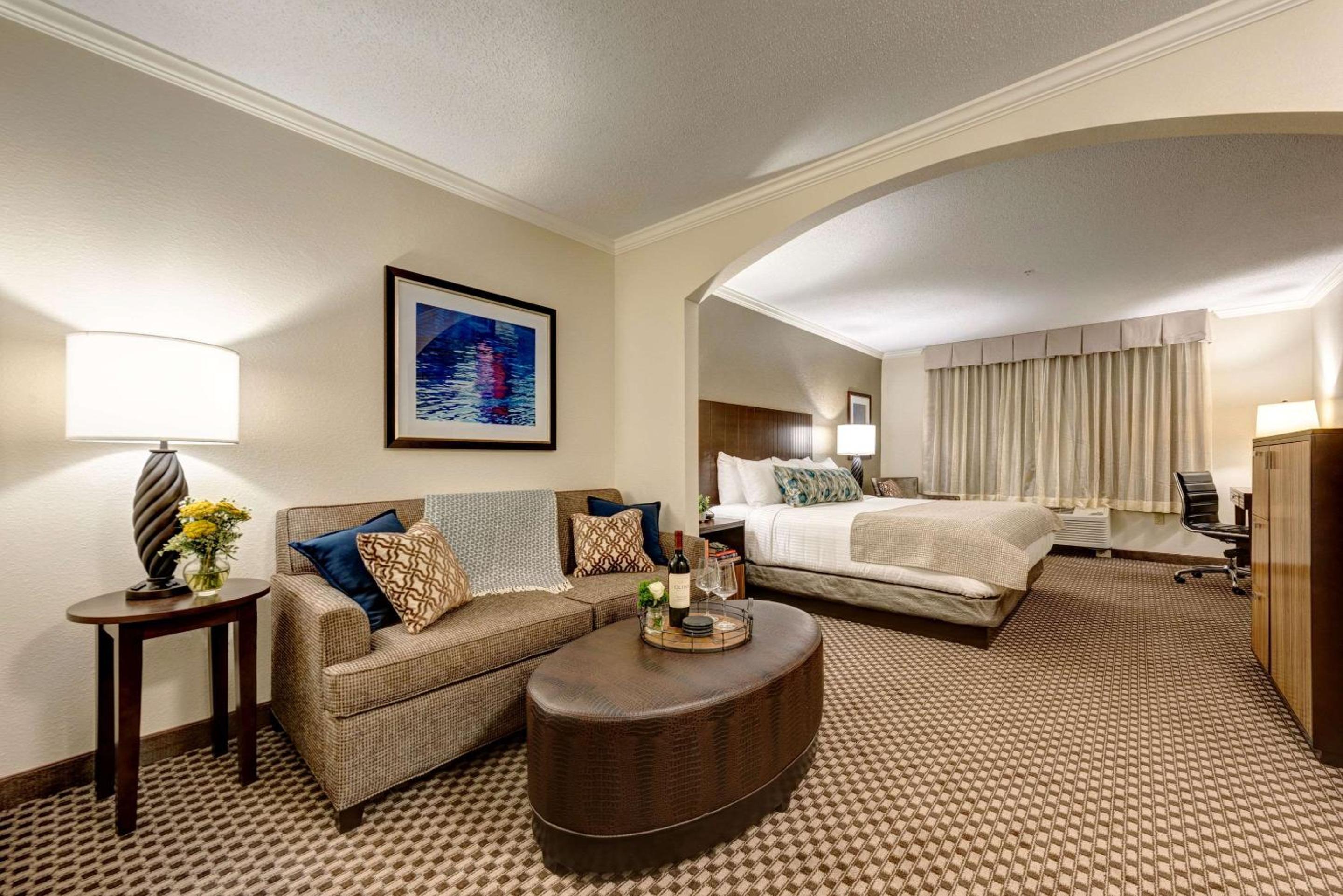 Dover Vacations - Garrison Hotel Suites Dover-Portsmouth, Ascend Hotel Collection - Property Image 64