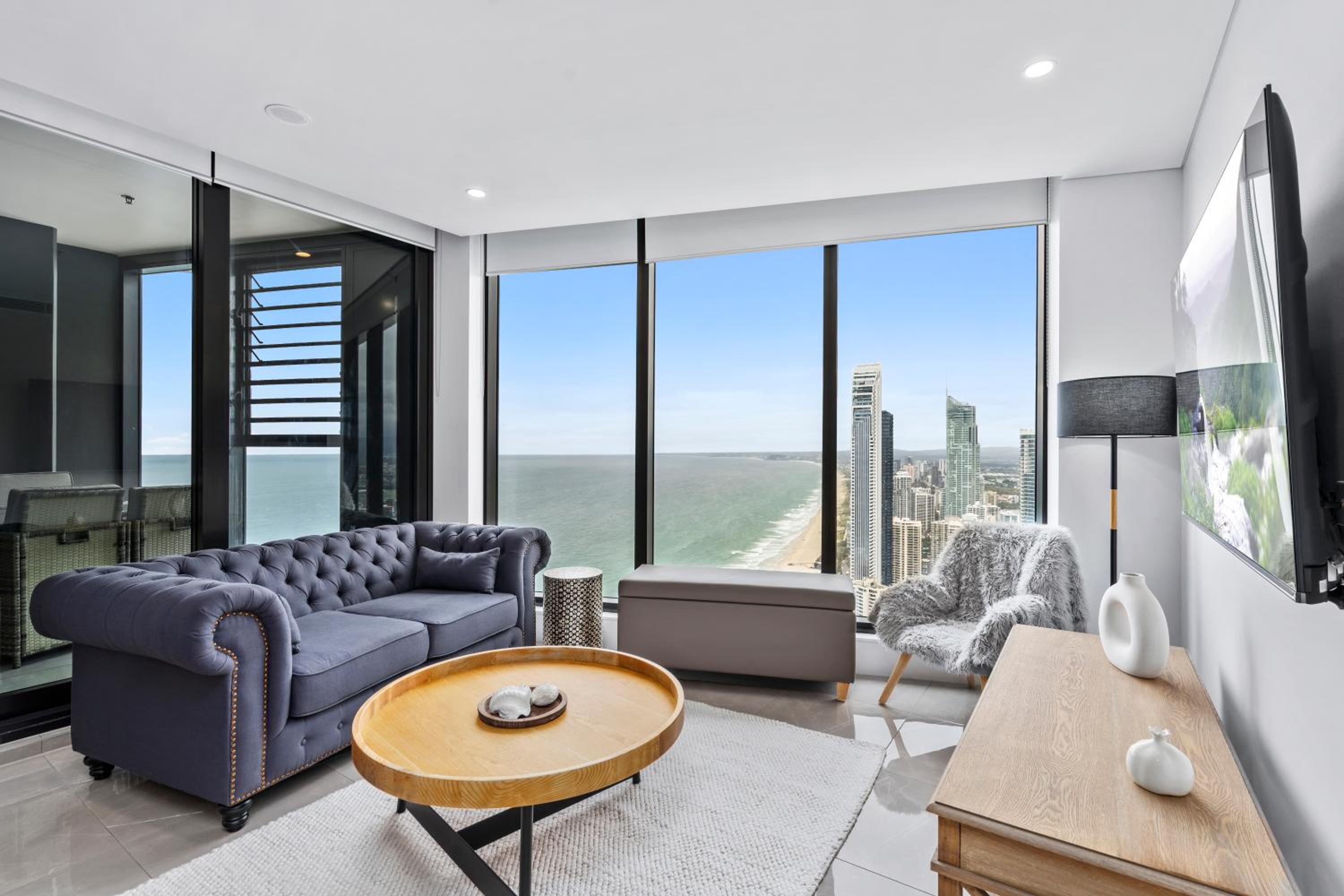 Surfers Paradise New Beachfront Apartments