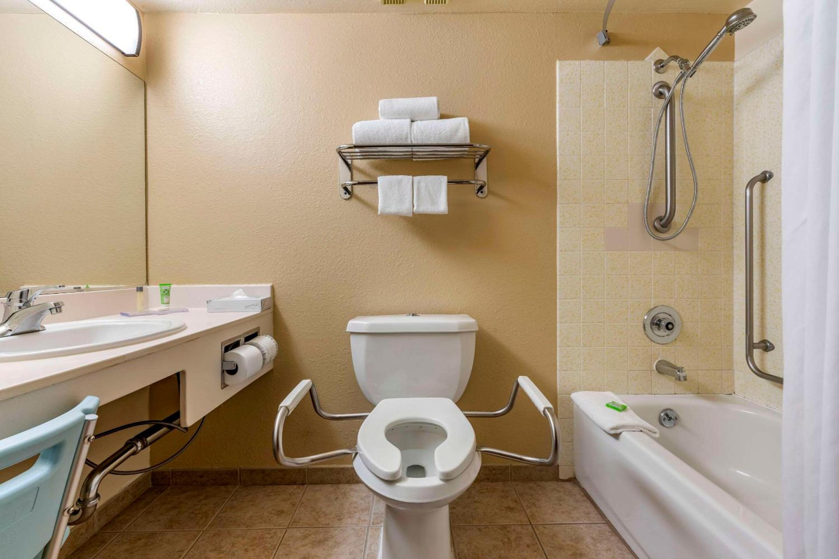 Carson City Vacations - The Federal Hotel Downtown Carson City, Ascend Hotel Collection - Property Image 41