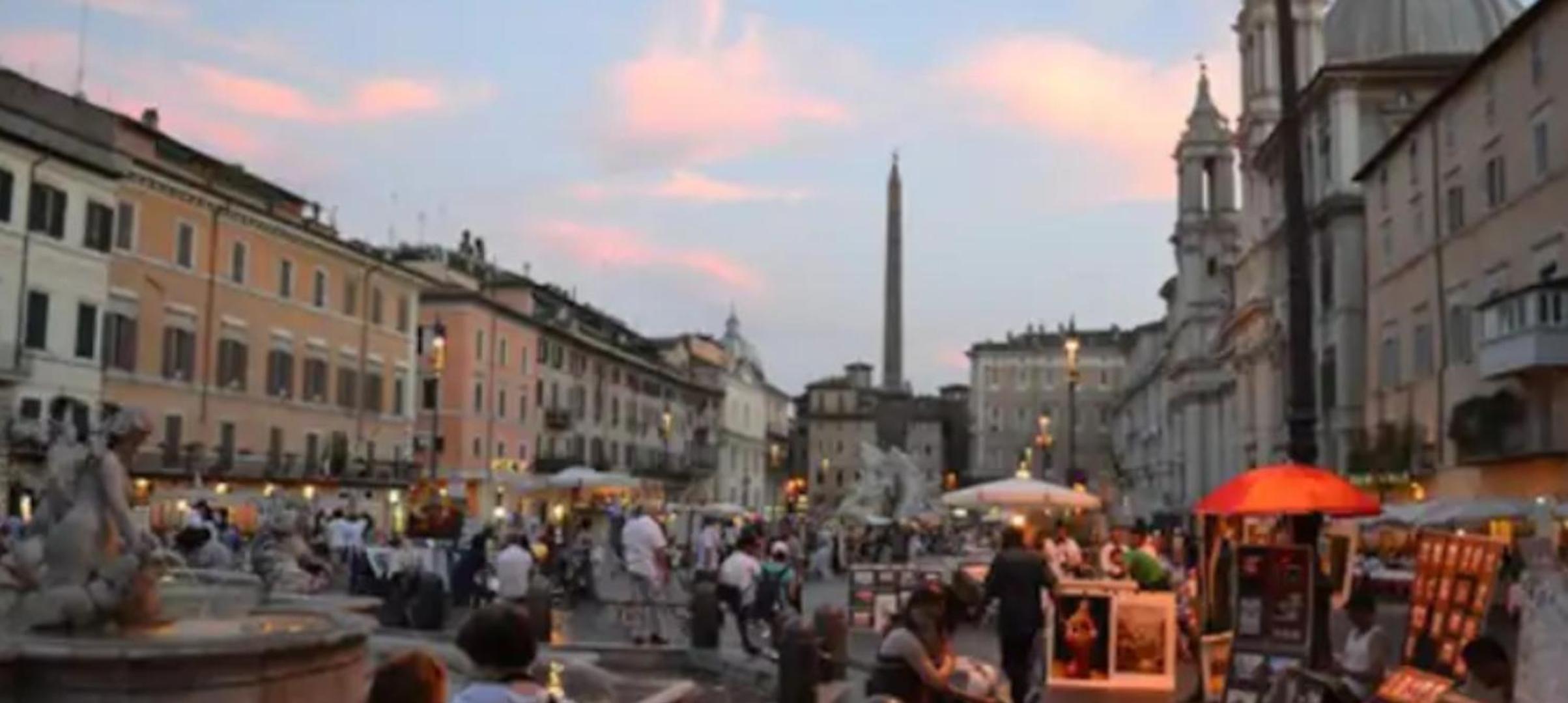Piazza Navona Apartment