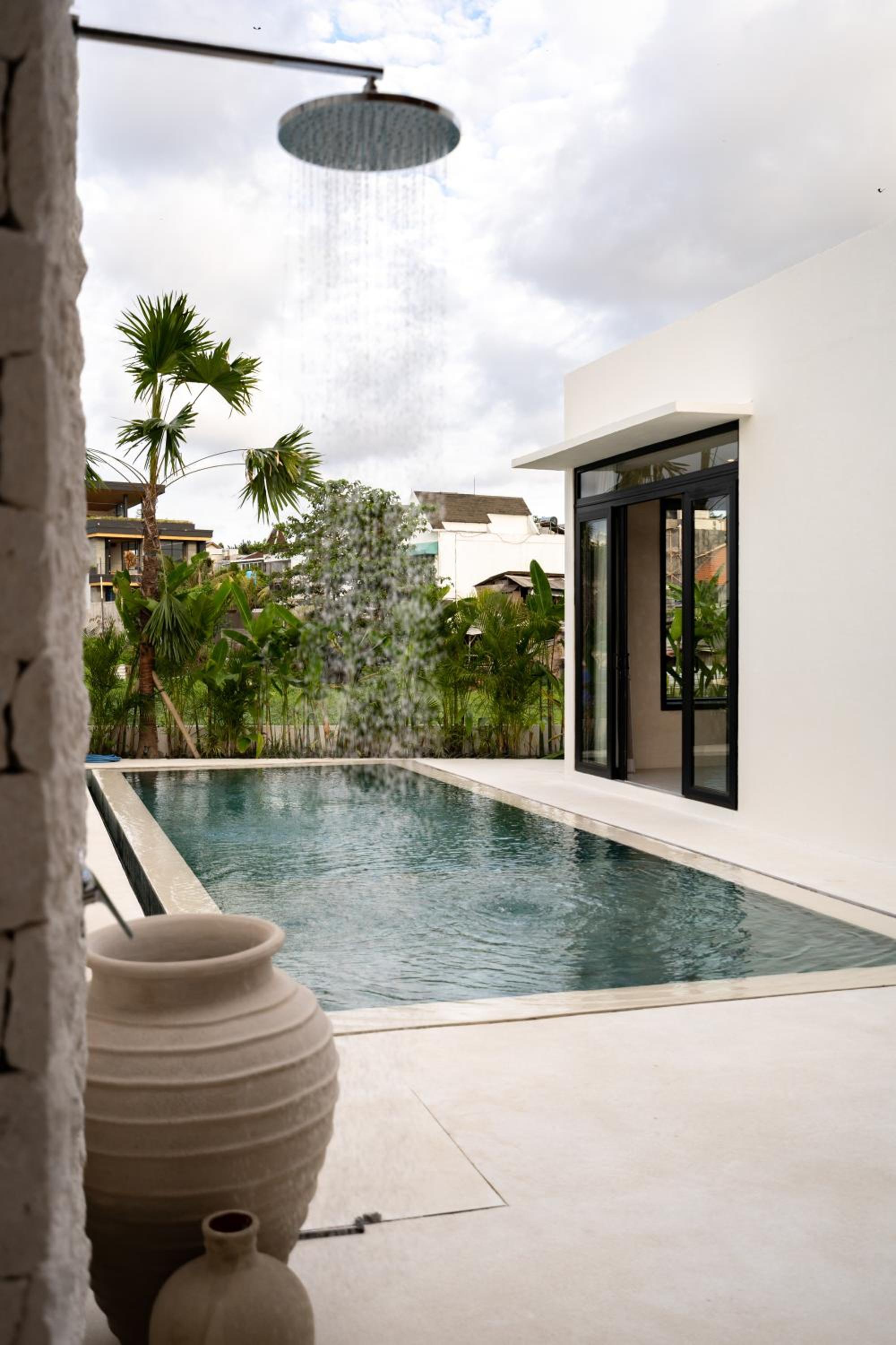 Villa Yema 1 Luxury Private Pool in Canggu view 4