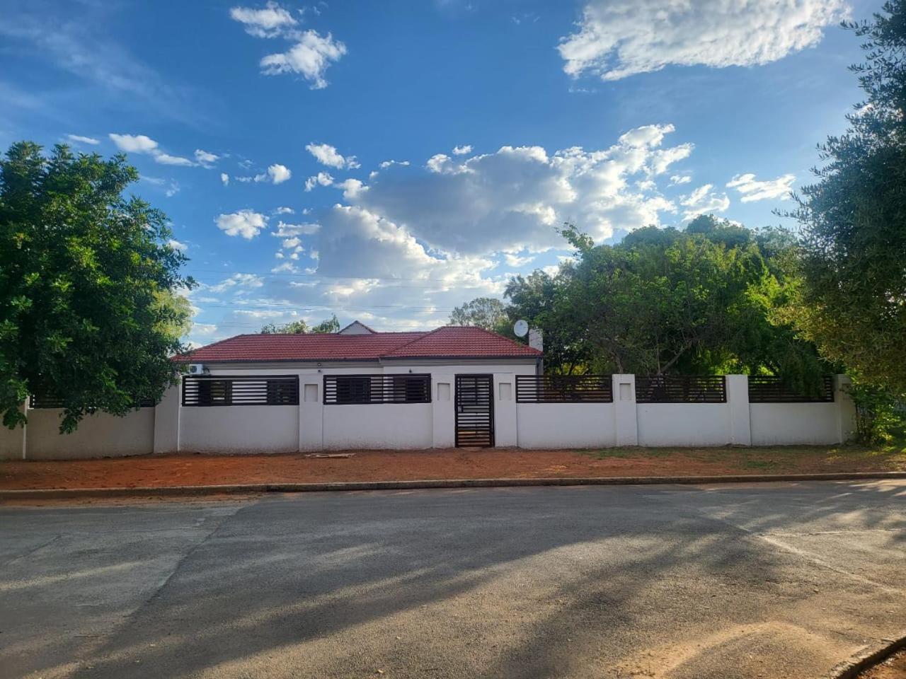 EMatolweni Guesthouse view 5