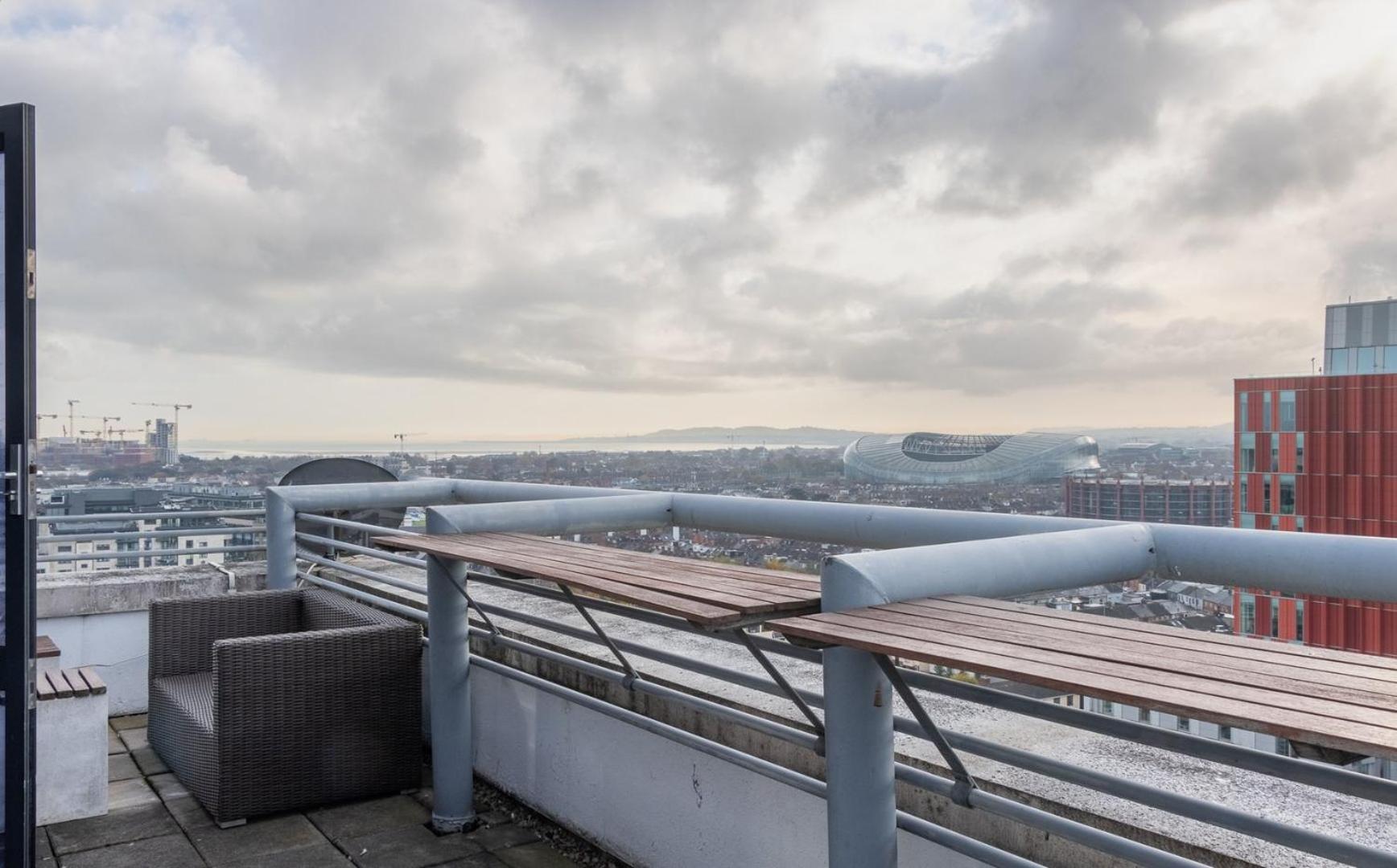 GuestReady - Stunning views from Millenium Tower