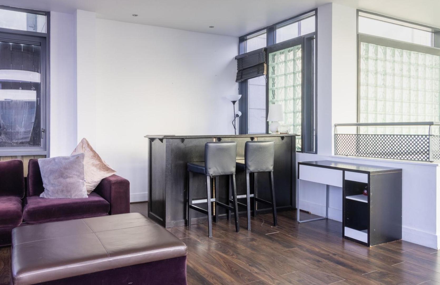 GuestReady - Stunning views from Millenium Tower