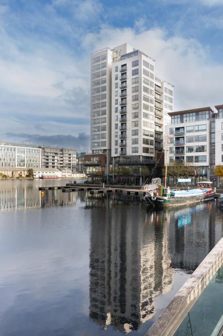 GuestReady - Stunning views from Millenium Tower