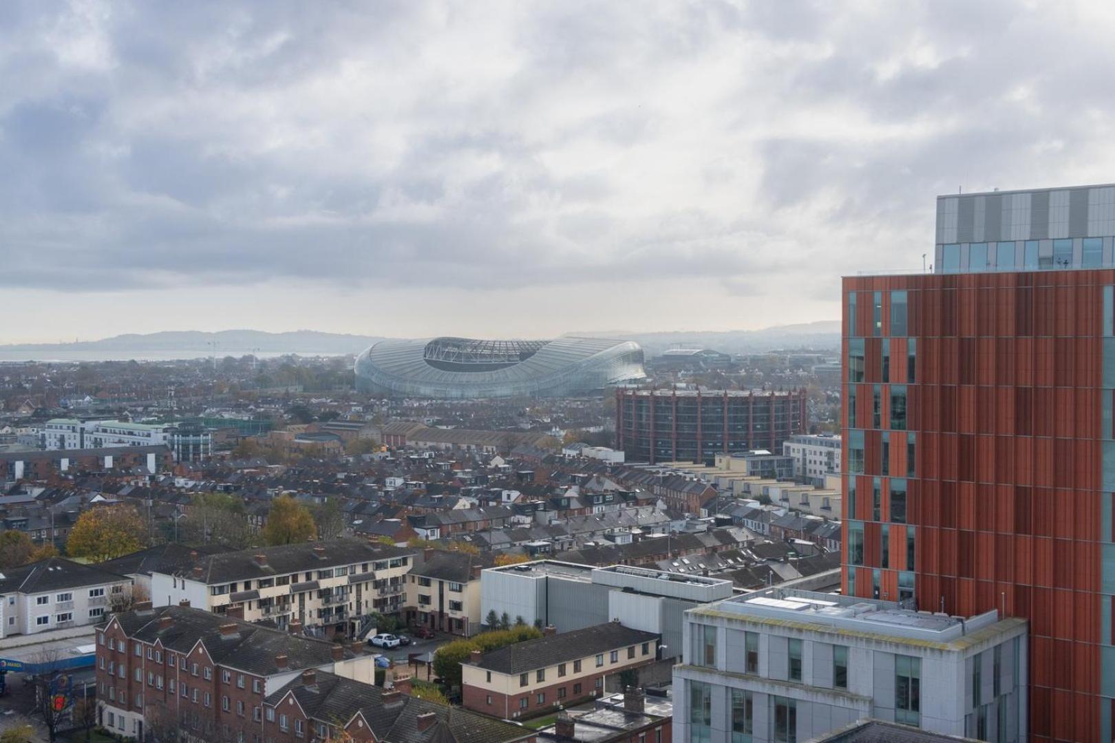 GuestReady - Stunning views from Millenium Tower