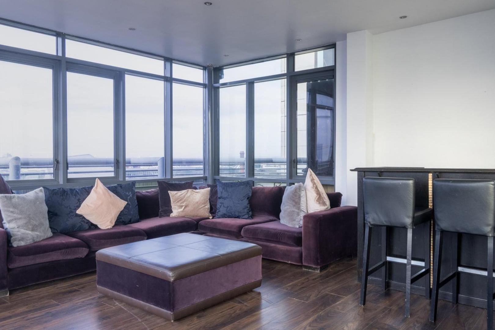 GuestReady - Stunning views from Millenium Tower