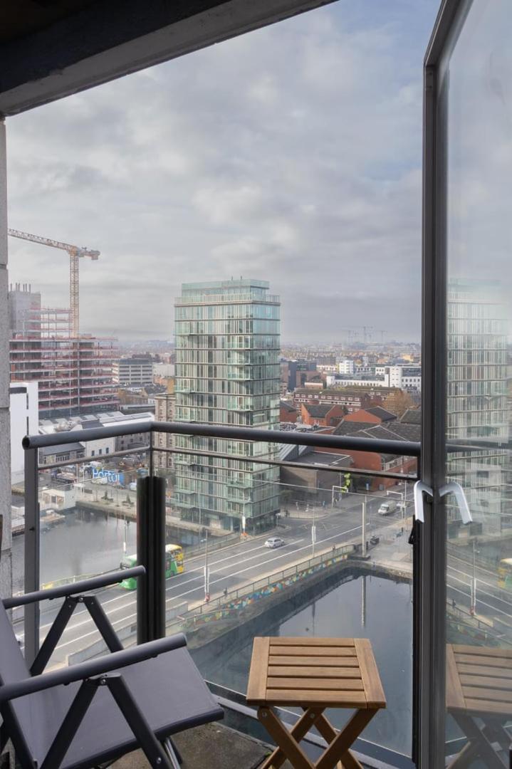 GuestReady - Stunning views from Millenium Tower
