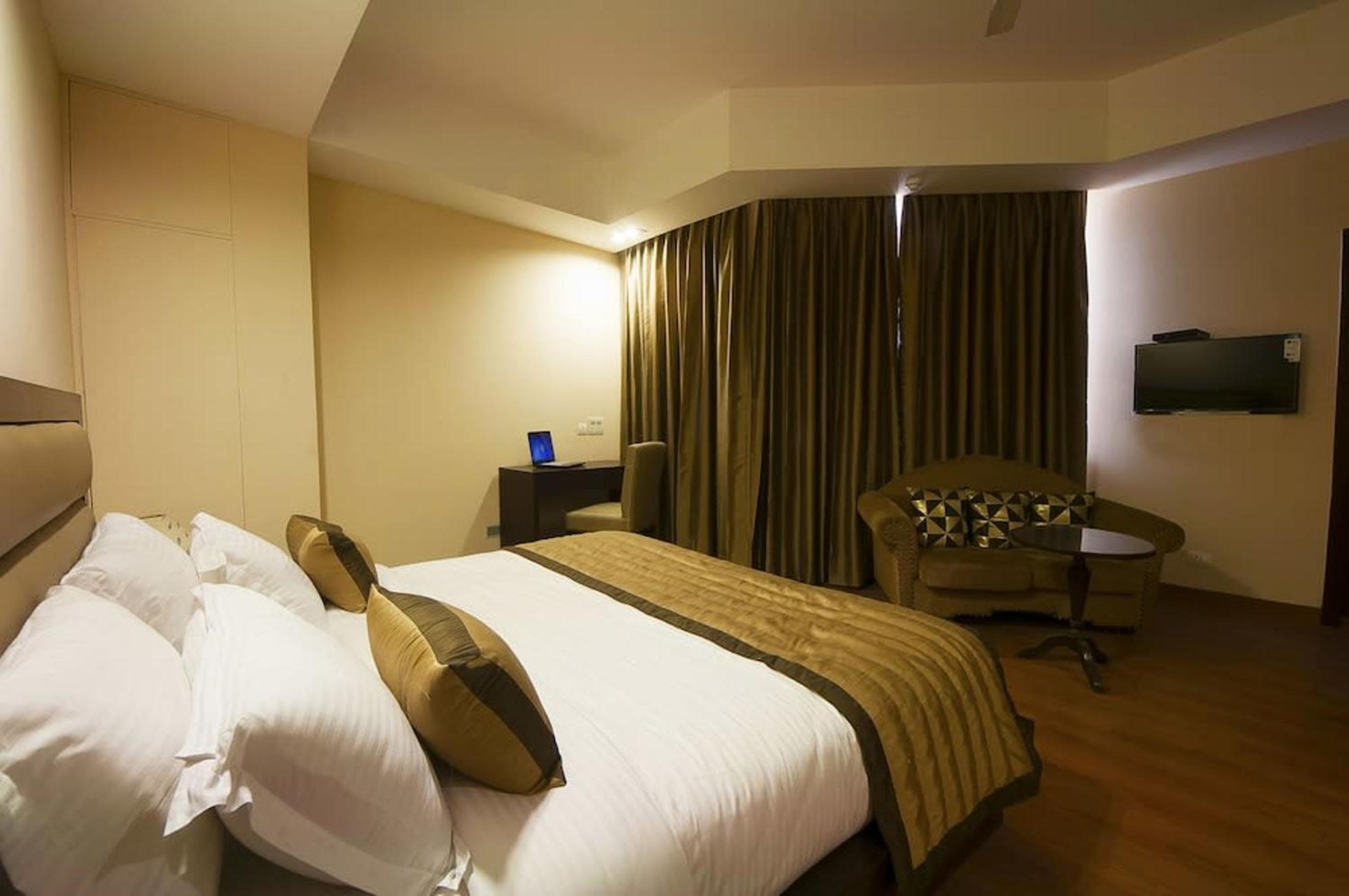 Zenith By Excellent Hospitality