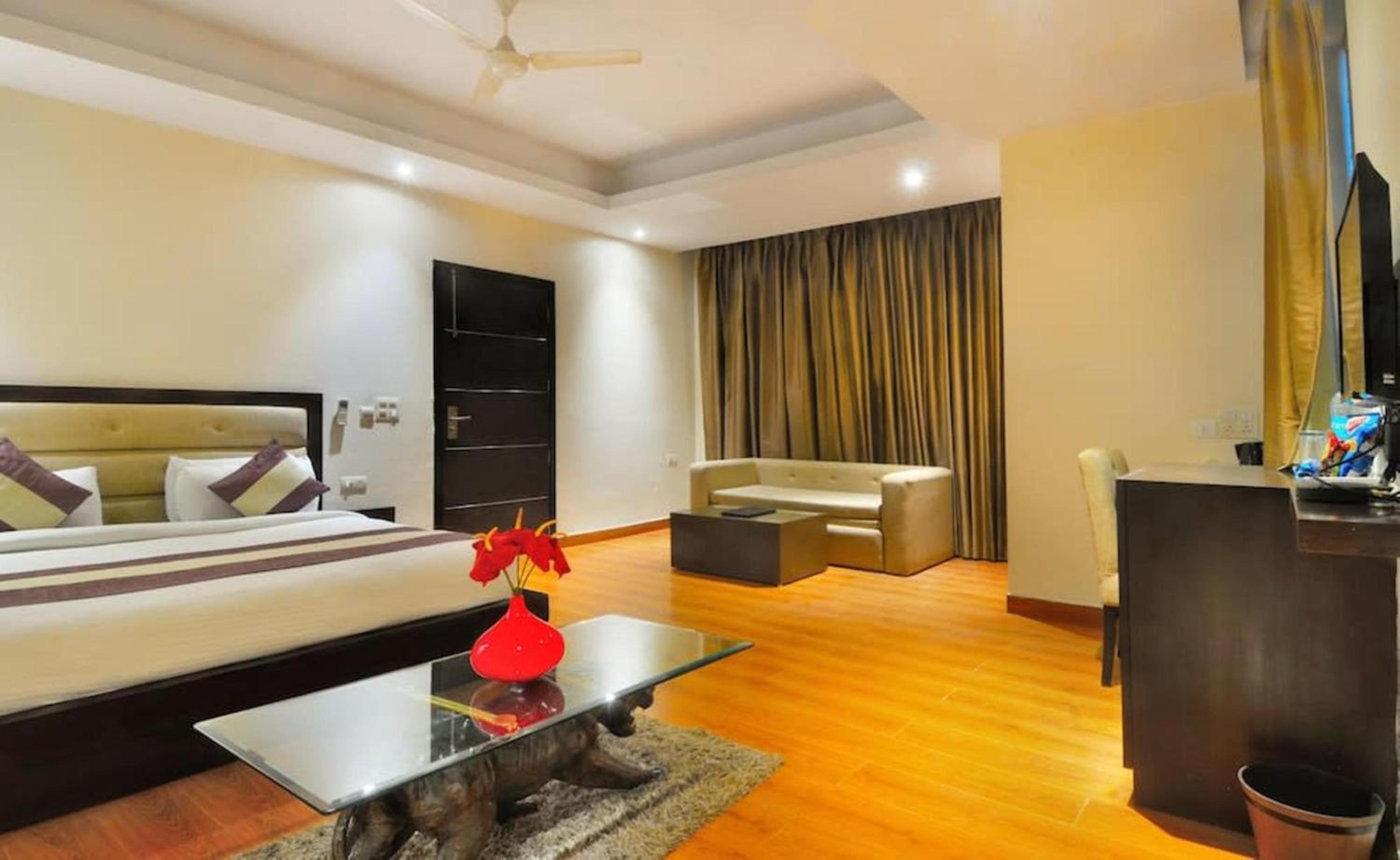 Zenith By Excellent Hospitality