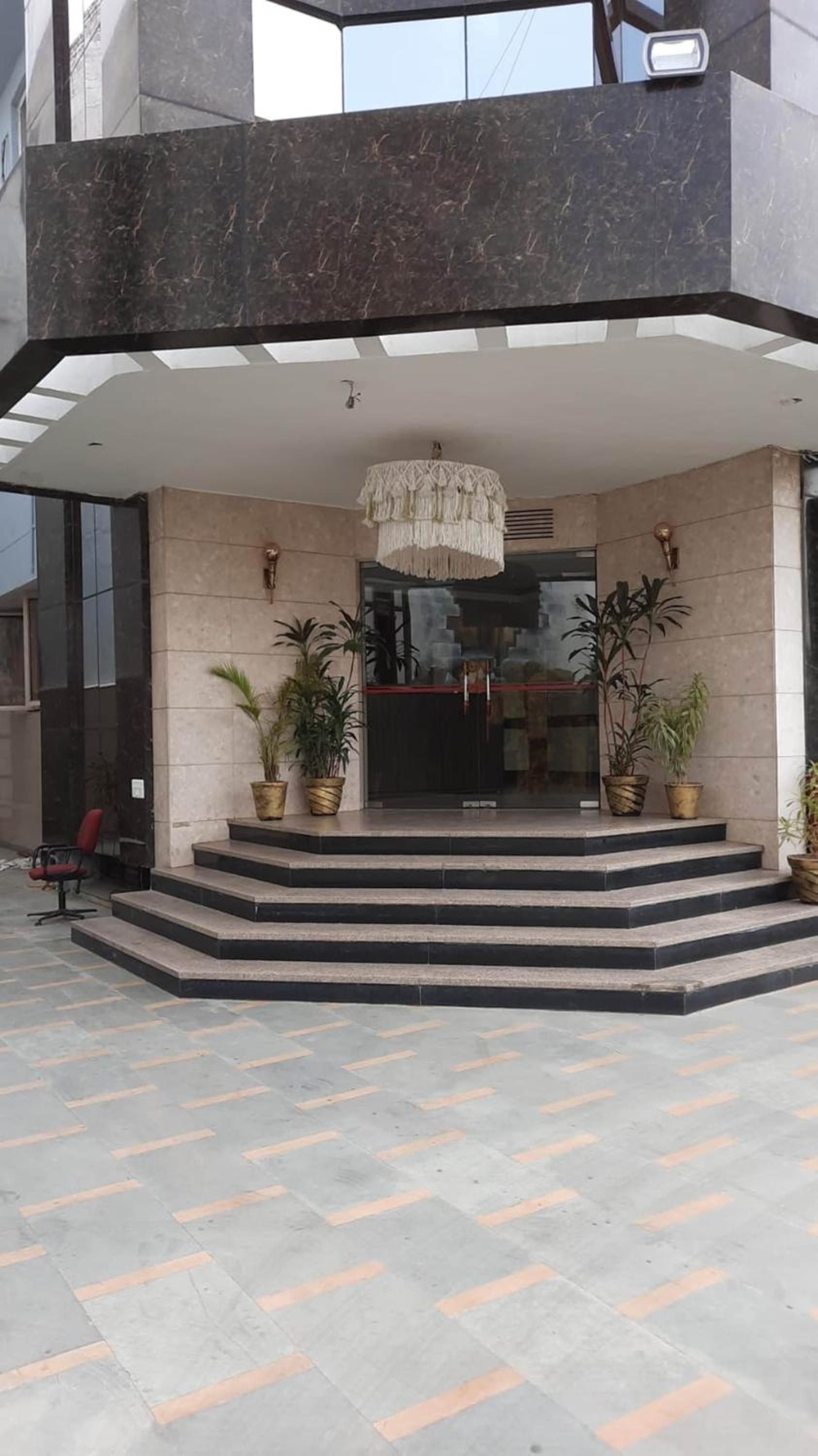 Zenith By Excellent Hospitality