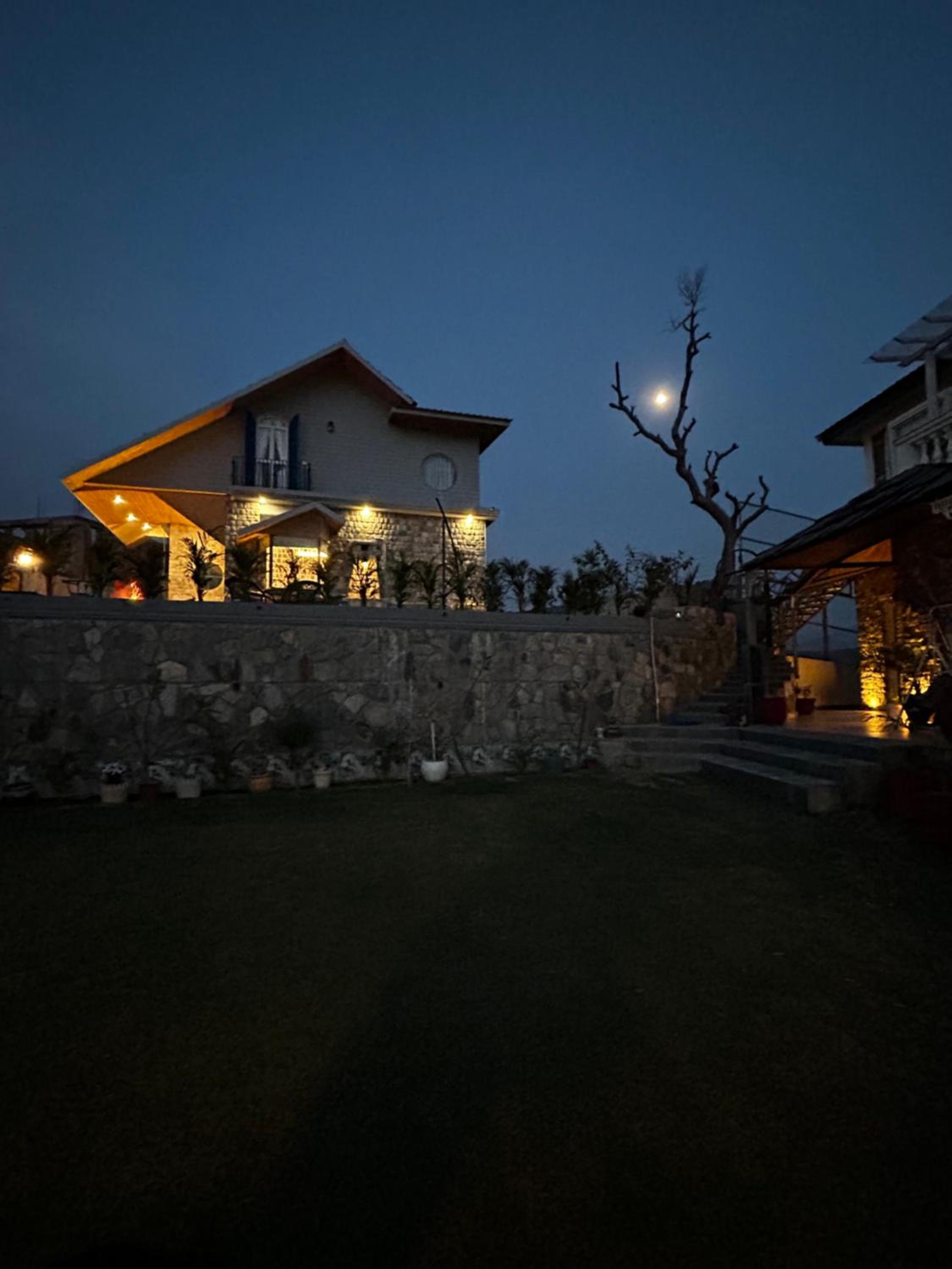 Offgrid Villas