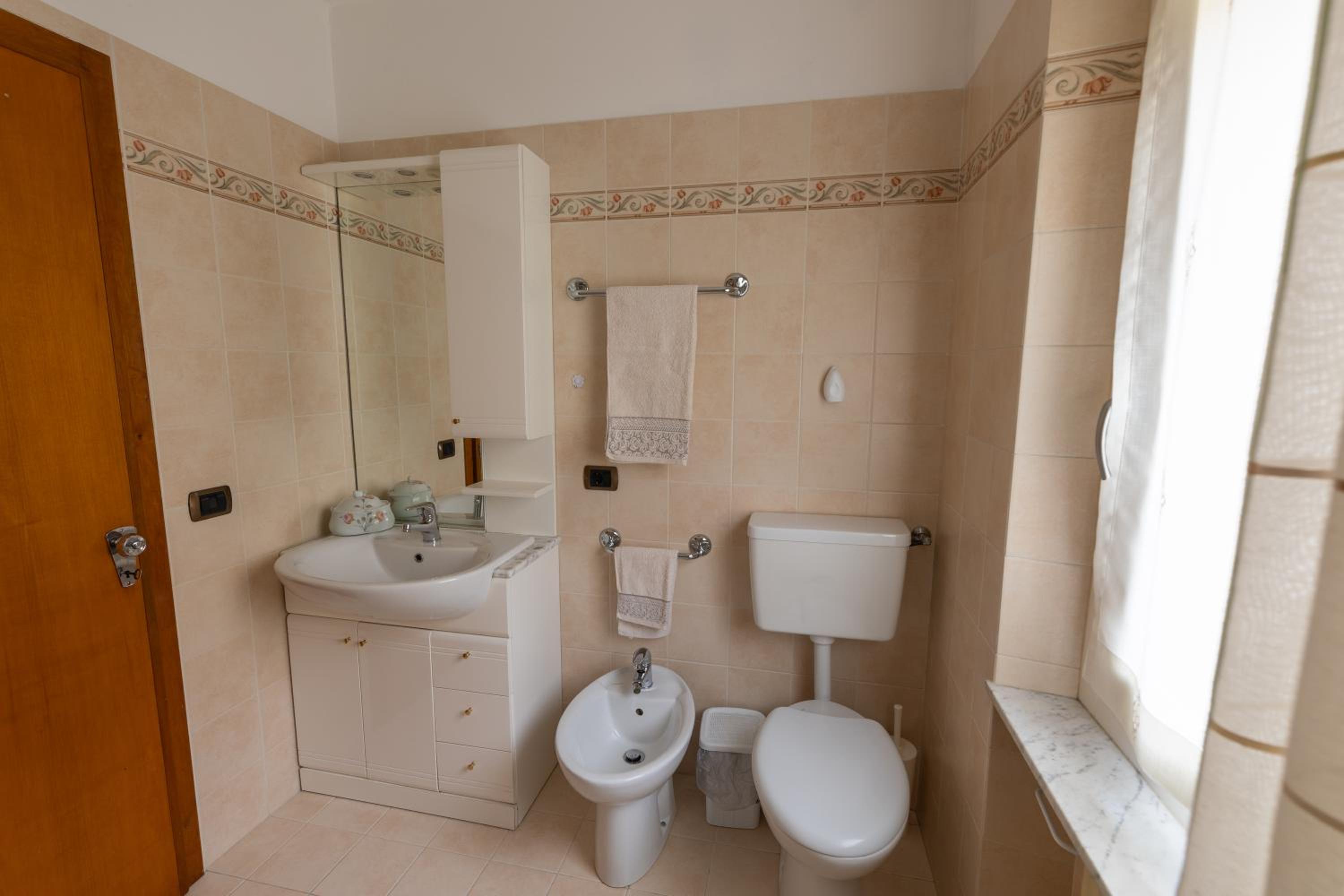 Dolomites Apartment Finestra sul Civetta