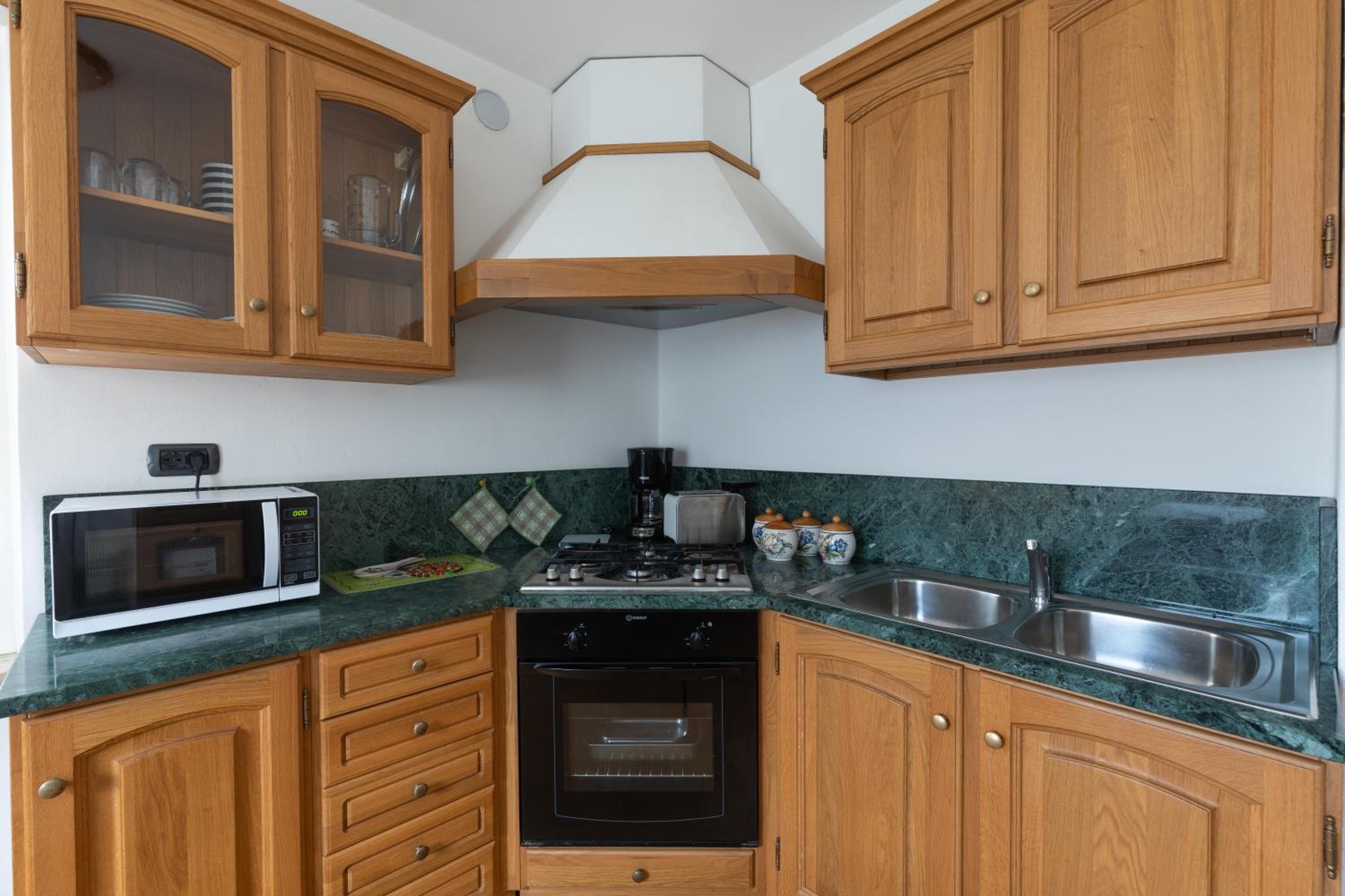 Dolomites Apartment Finestra sul Civetta