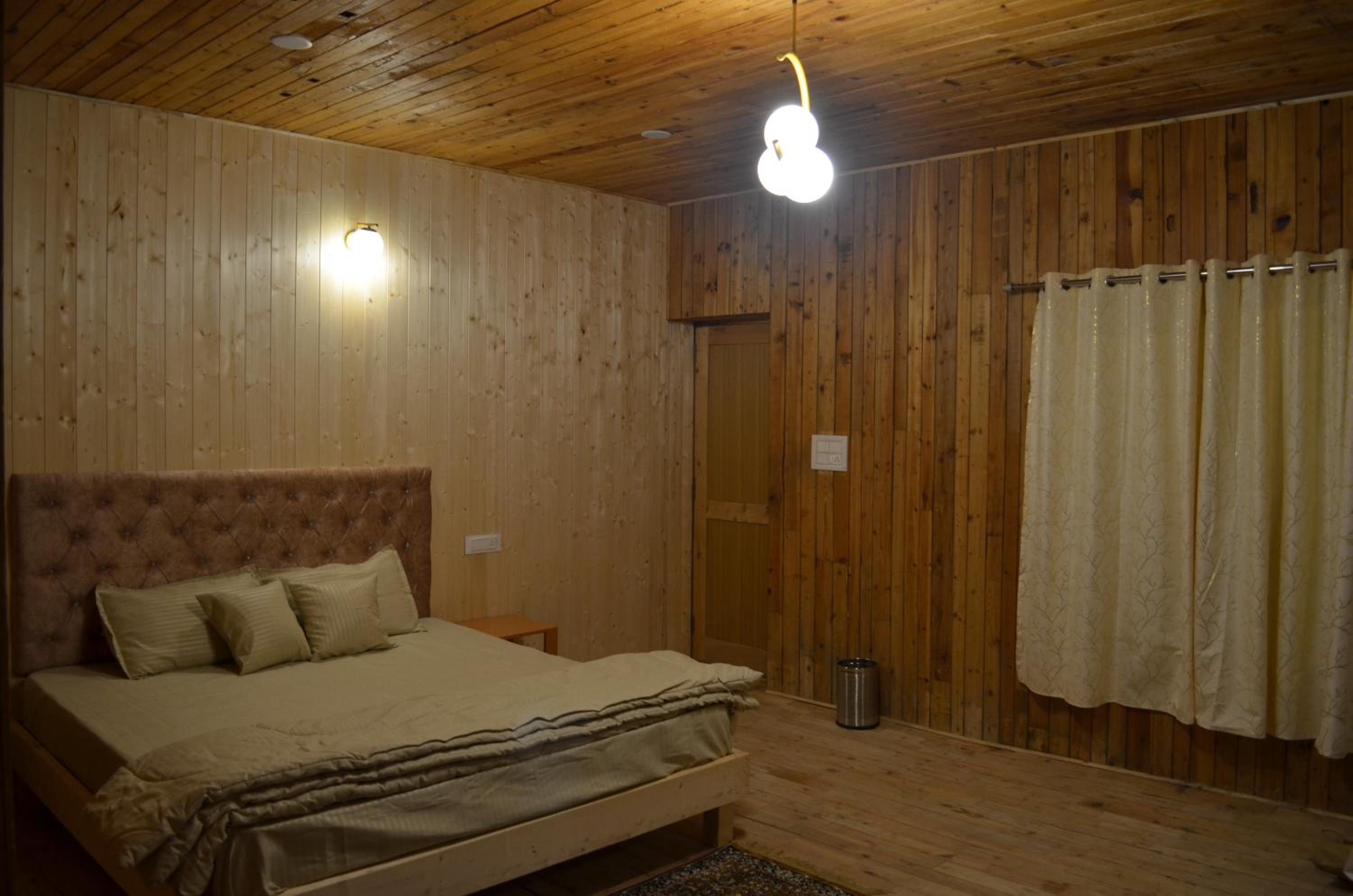 Moonbeam Retreat