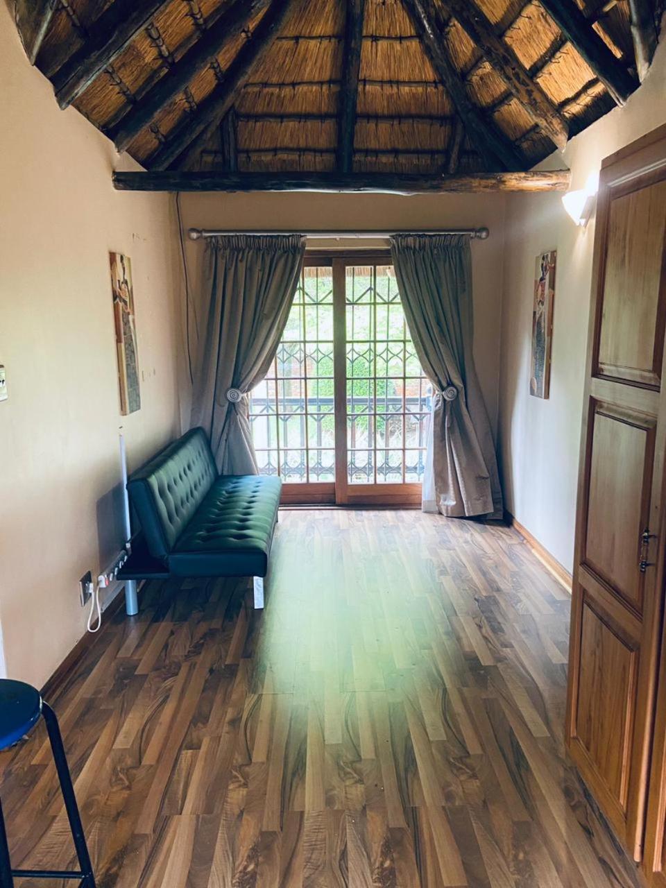 Okgethilwe Lodge