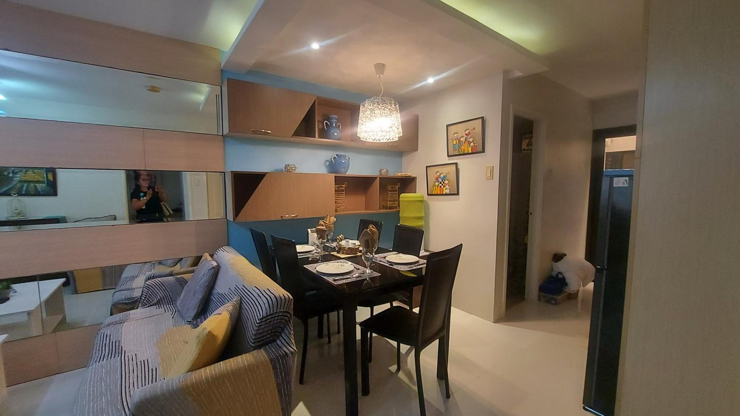 cozy 2 Bedrooms one oasis fullyfurnished back SM Mall Ecoland