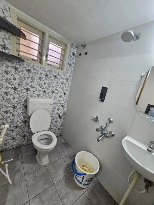 Bright 2 BHK in Yelahanka view 5