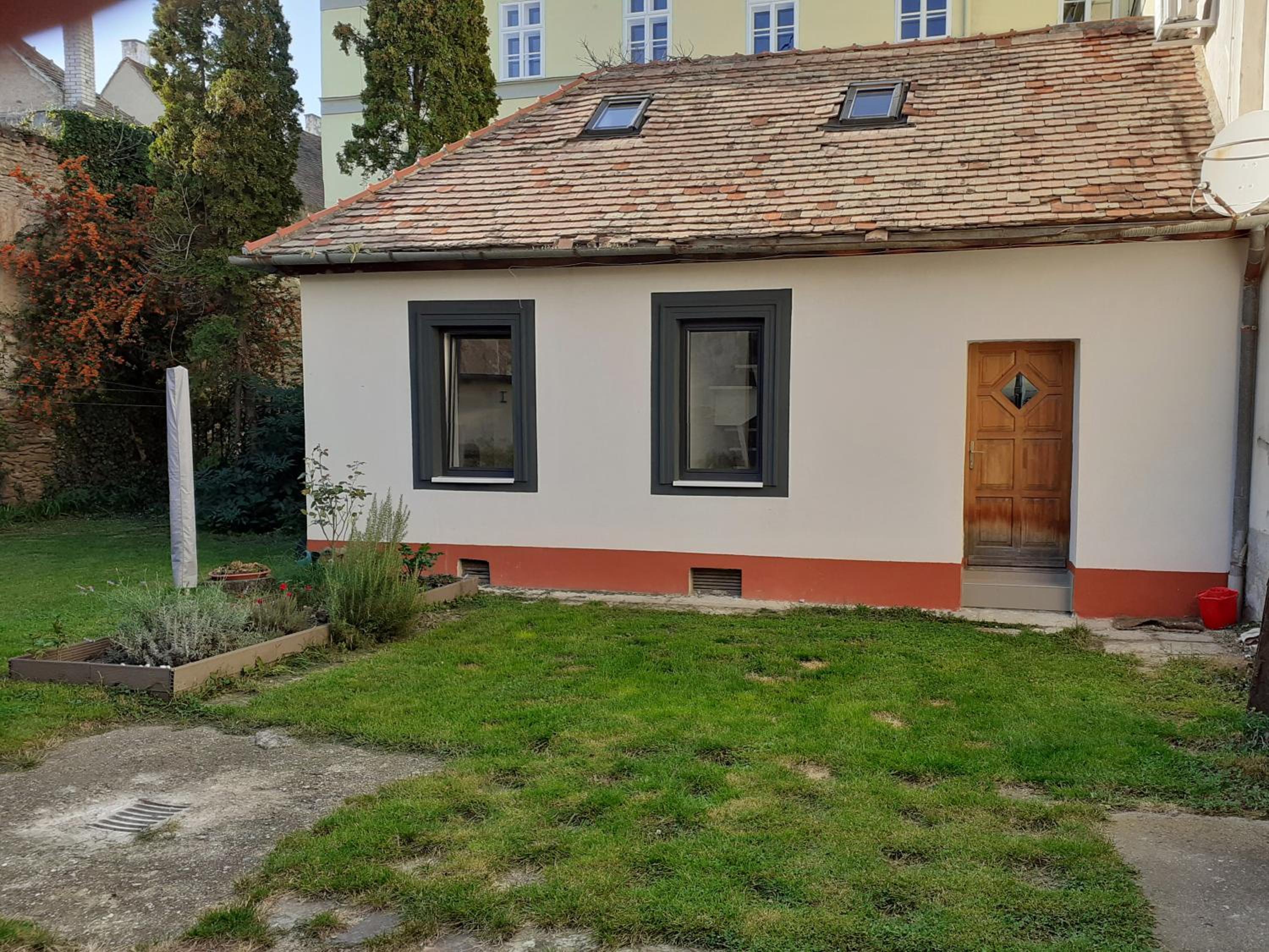 Varkor Villa at the castle