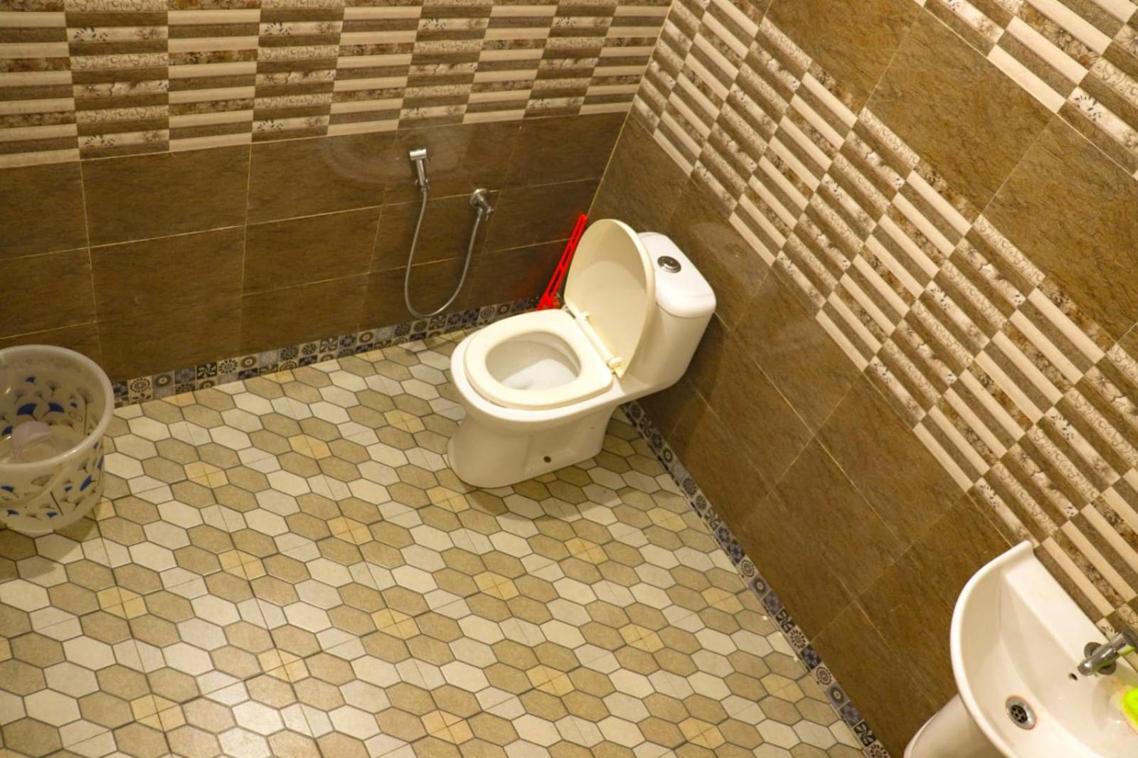 Photo 9