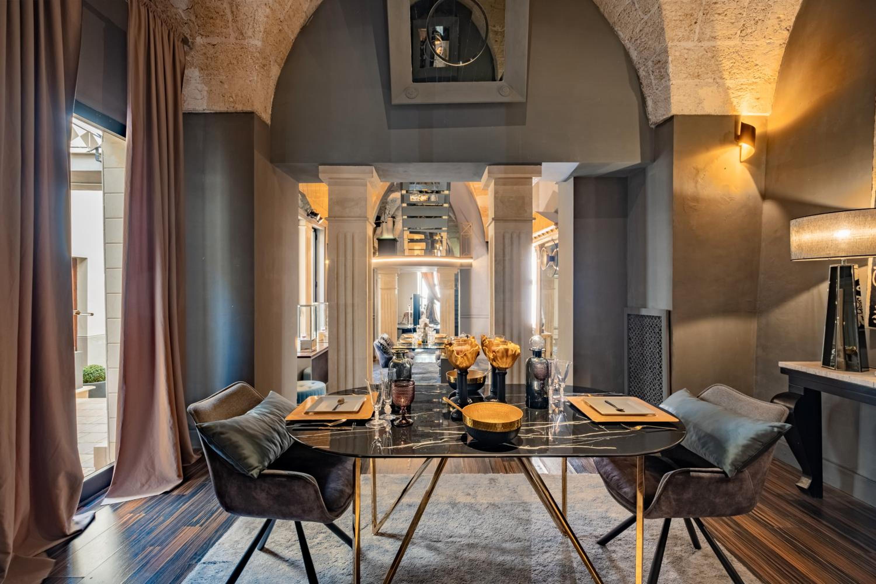 dining