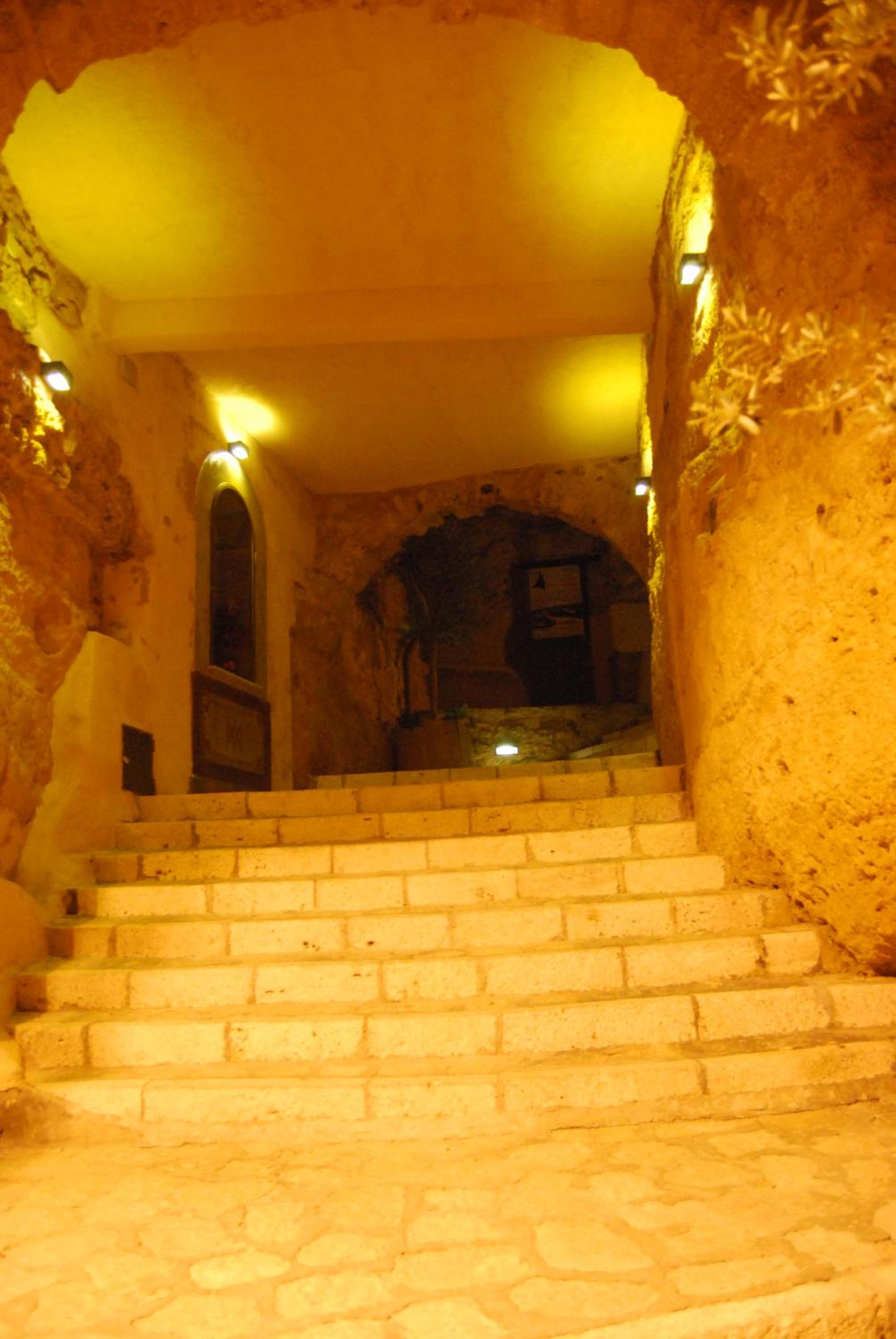 Photo 42