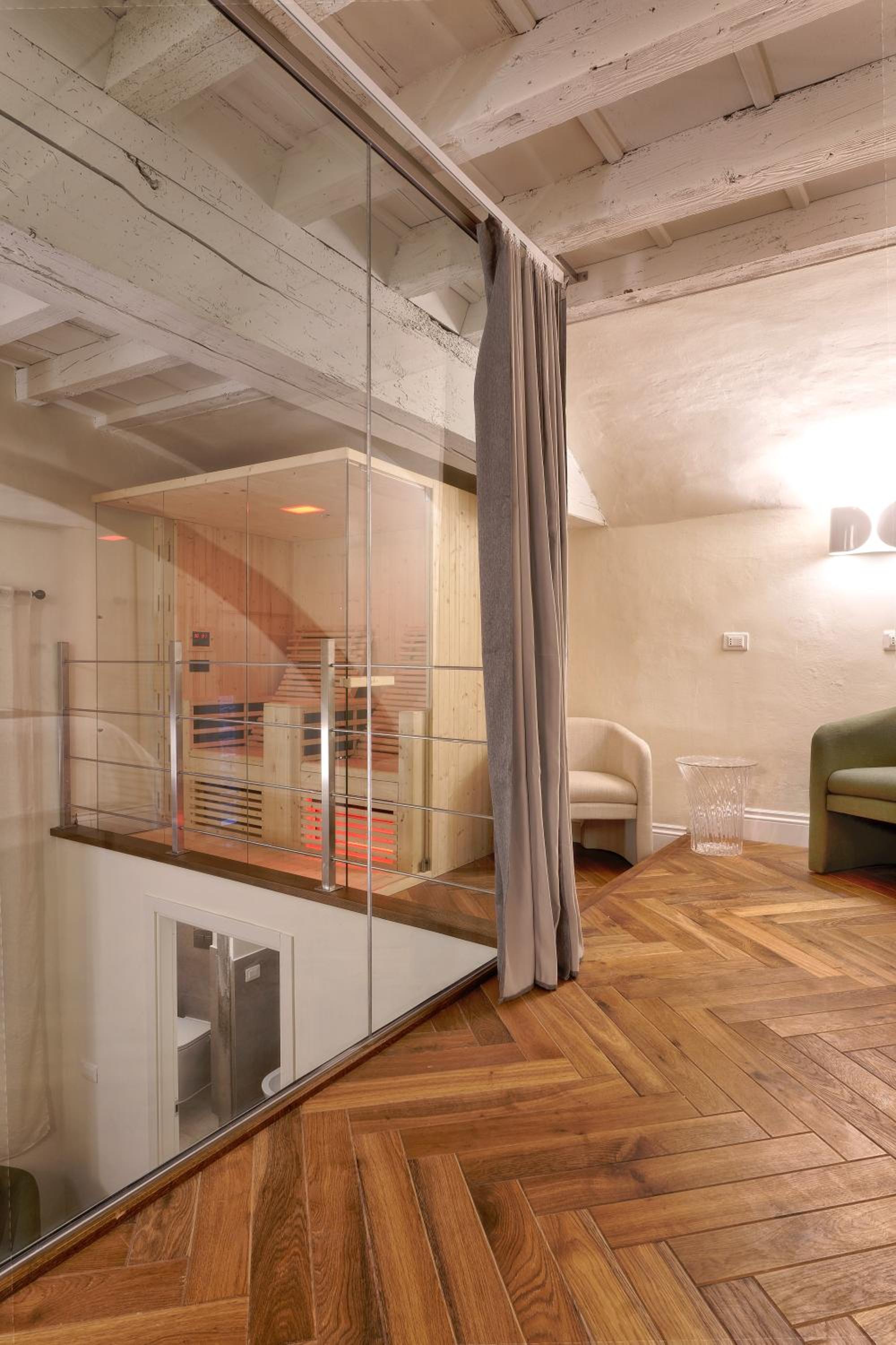 Loft moderno vista centro città J House