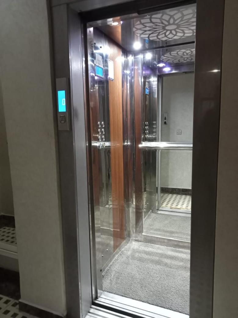 Apartement a 5 MIN DE MARINA RABAT-SALE view 3