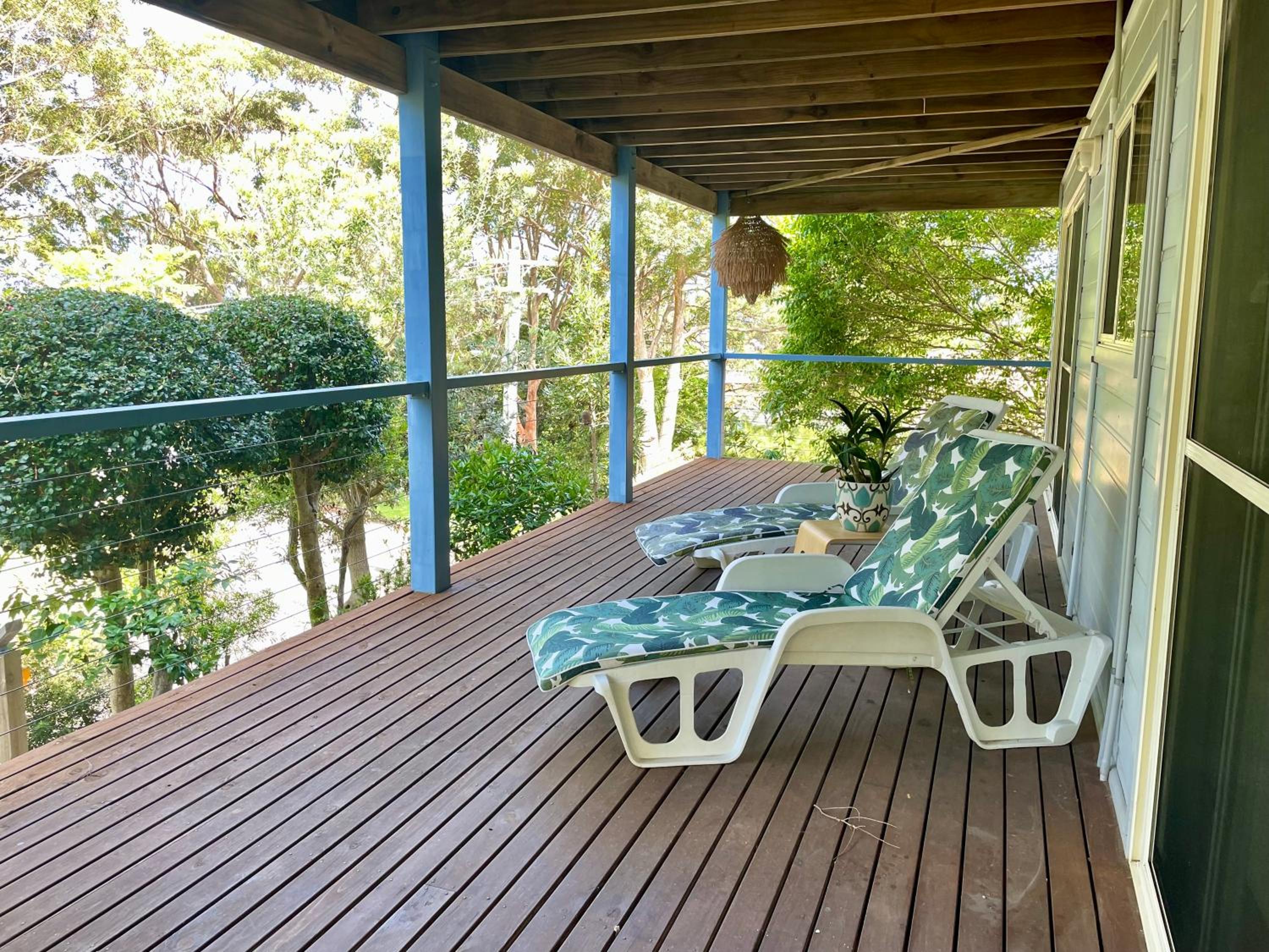 Treetop Beach House 3 min walk to surf beach