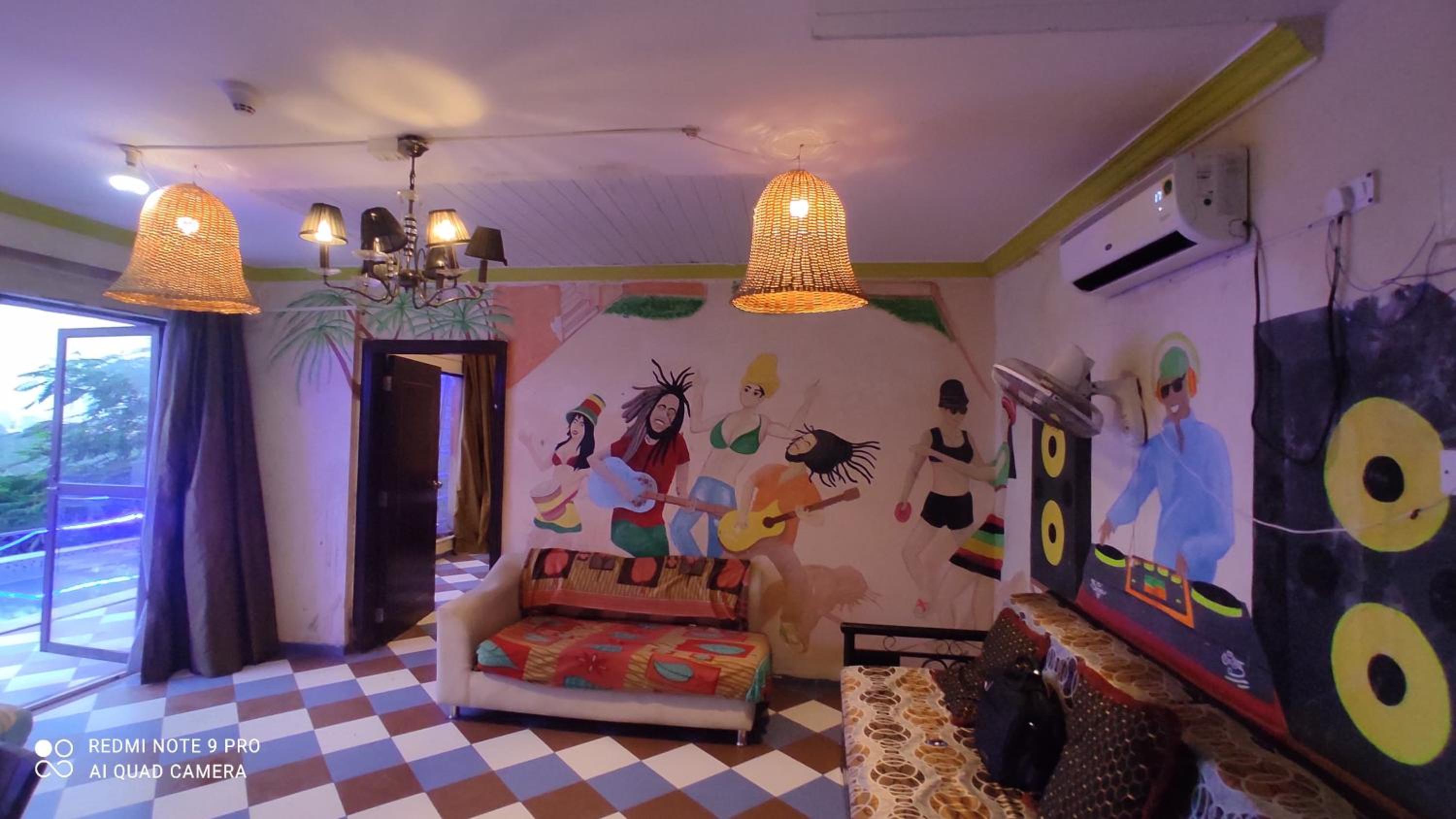 lounge