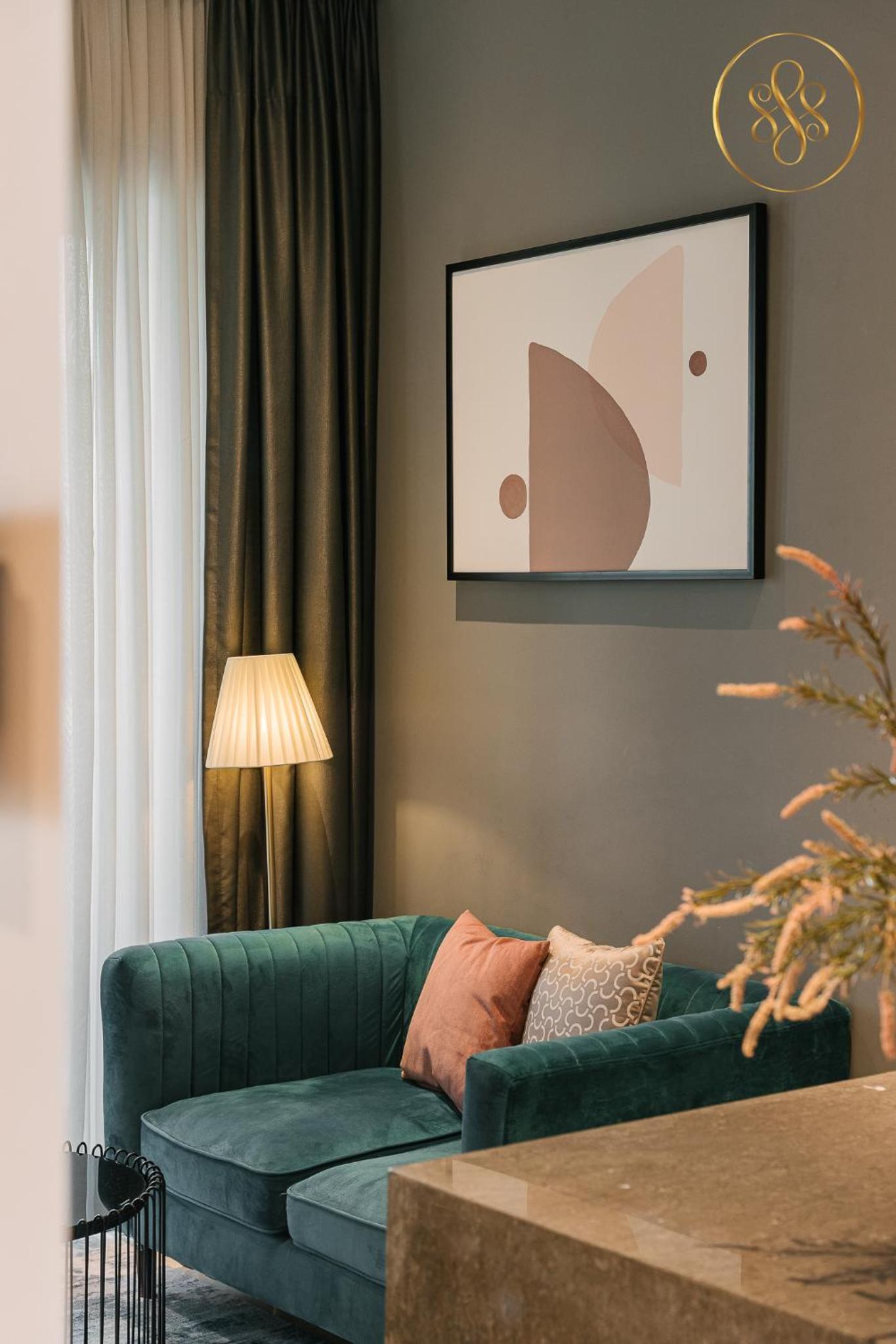 MarQ District 1 Elite Apartel by SSens