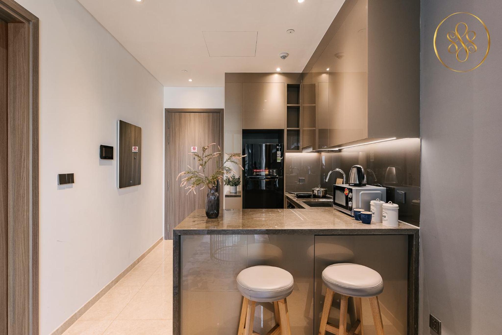 MarQ District 1 Elite Apartel by SSens