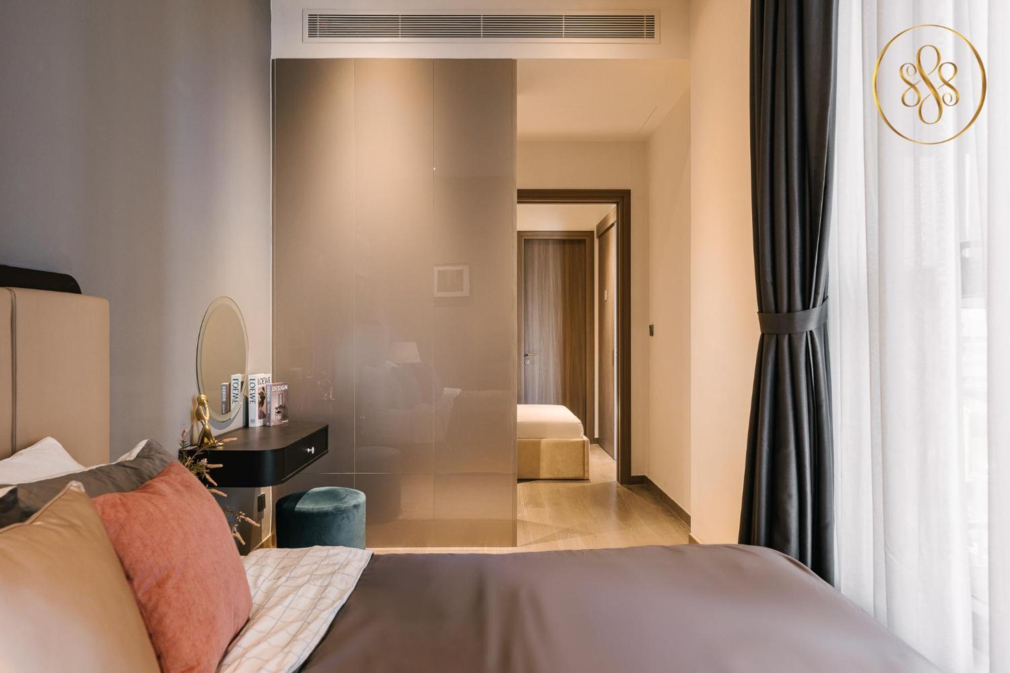 MarQ District 1 Elite Apartel by SSens