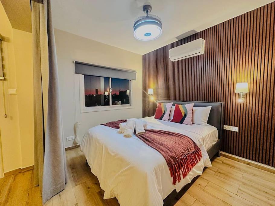 Beautiful One Bedroom Apartment 100 Meters from the Beach, Recently Renovated