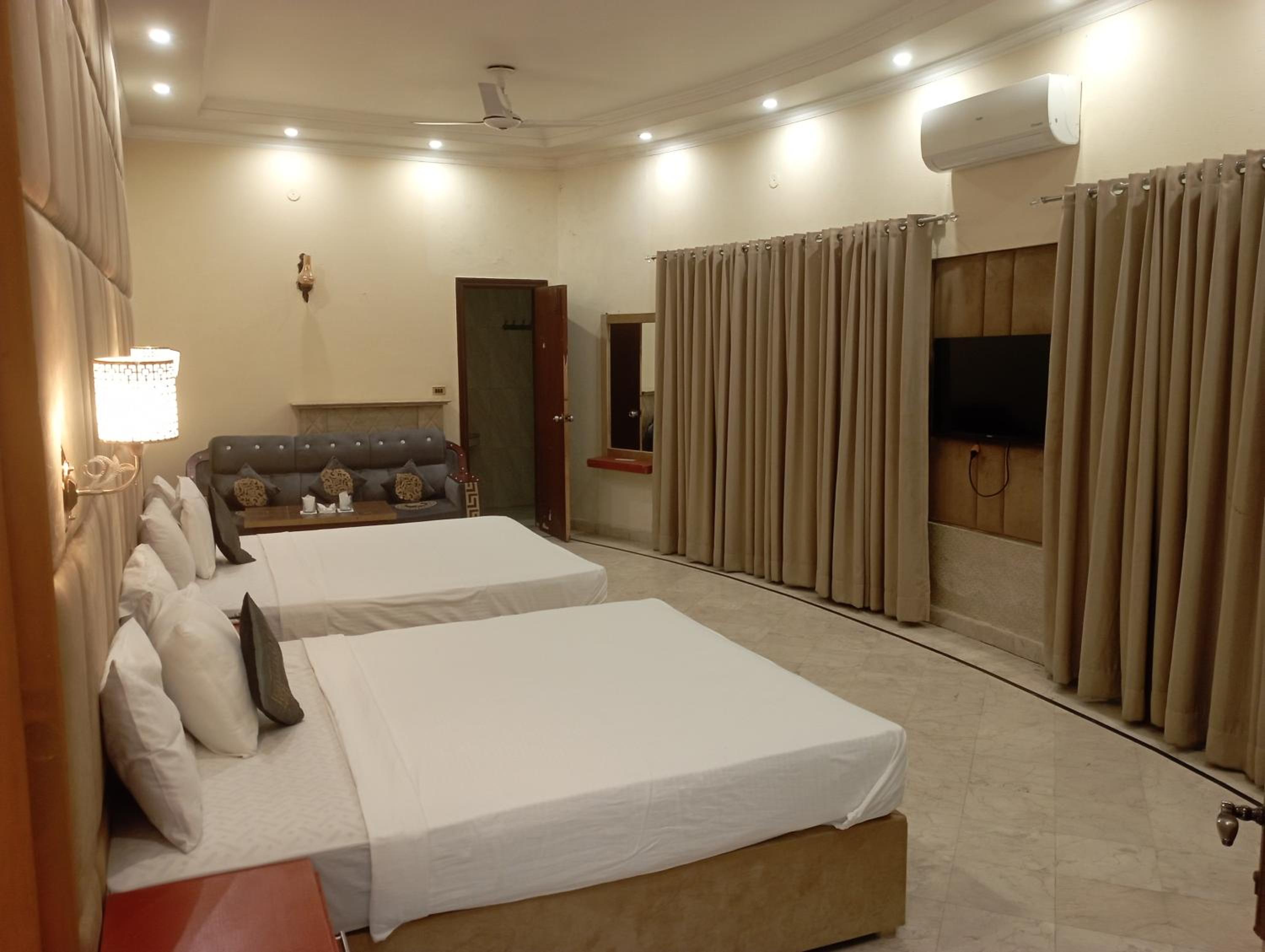 hotel room