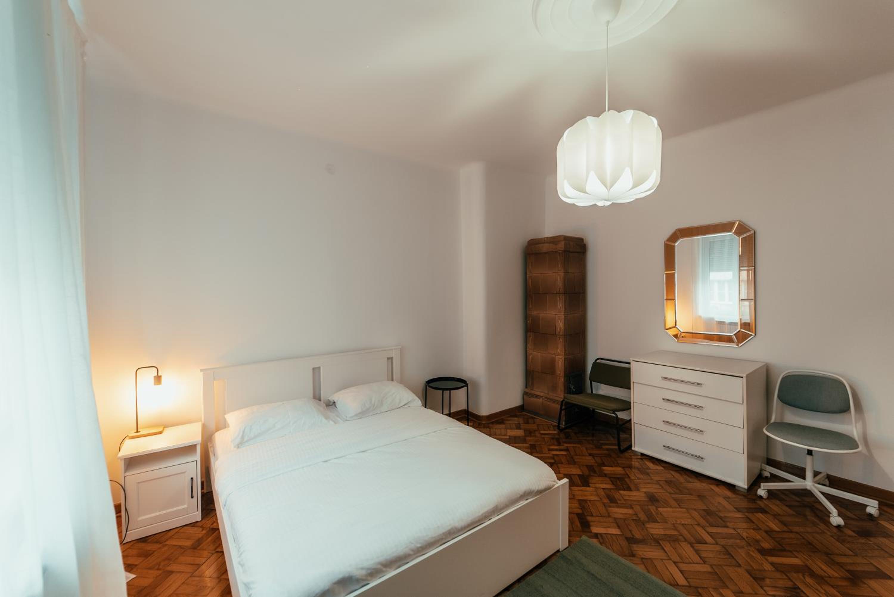 Central Spacious Apartment view 5