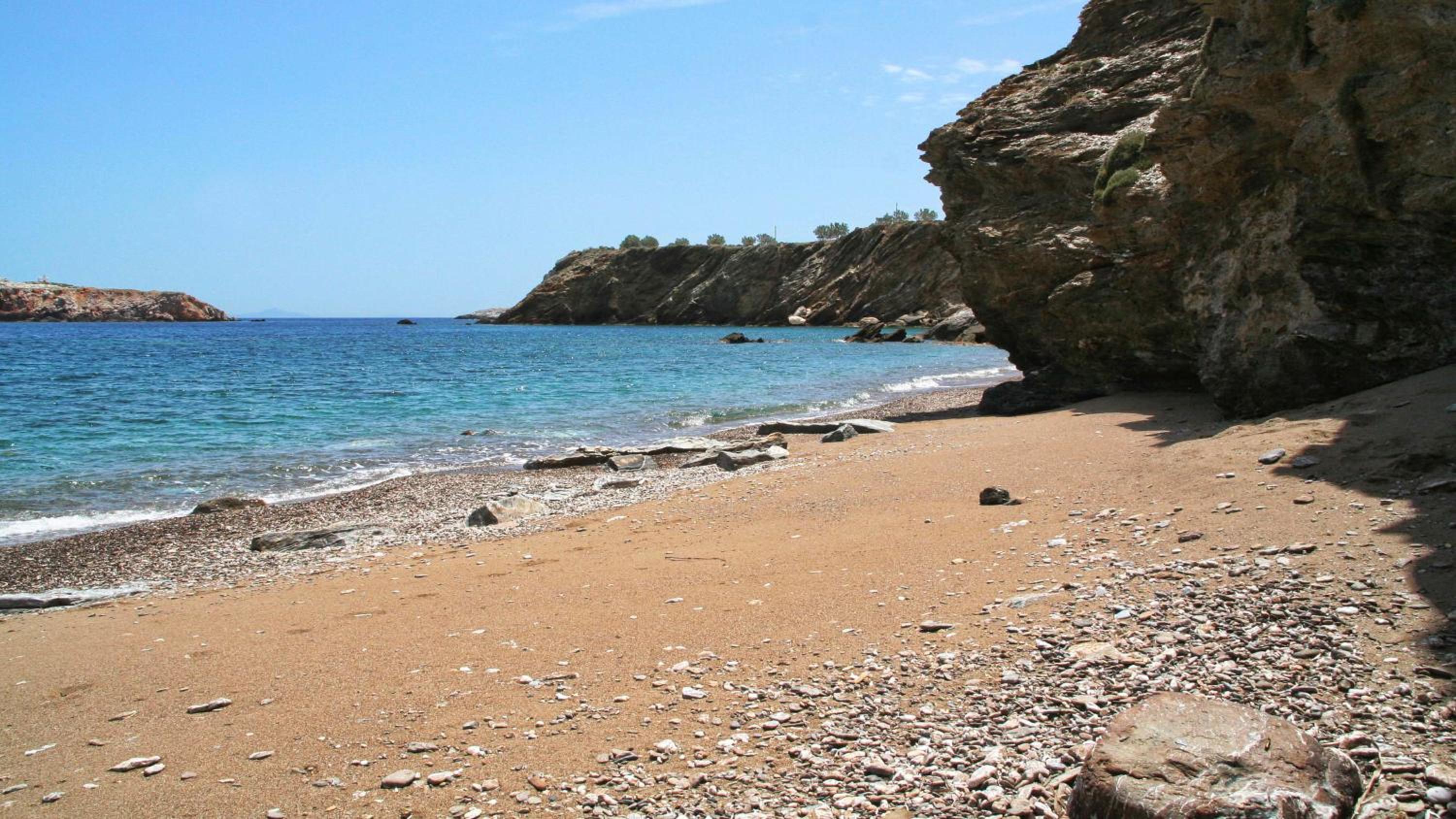 Folegandros Villas Aspropounta Double Room Beachfront