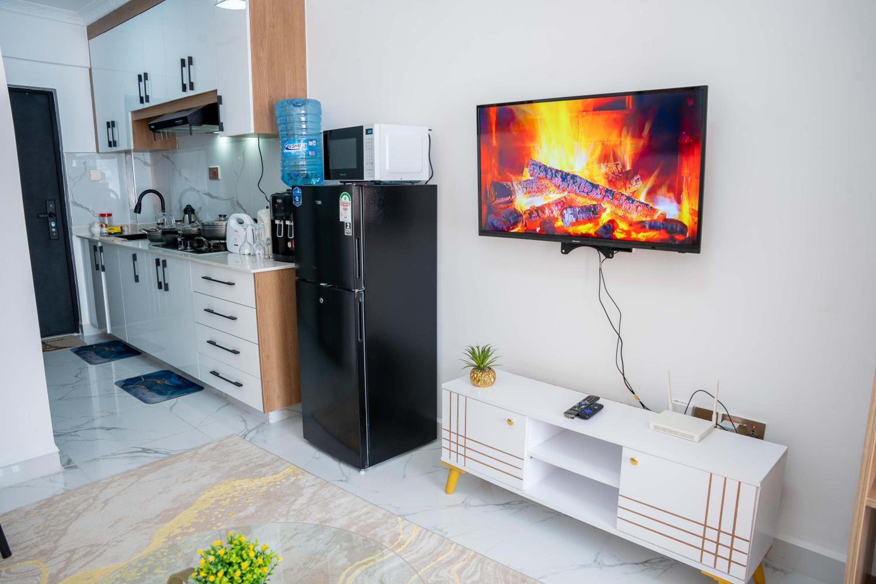 Elegant Studio Kilimani view 3
