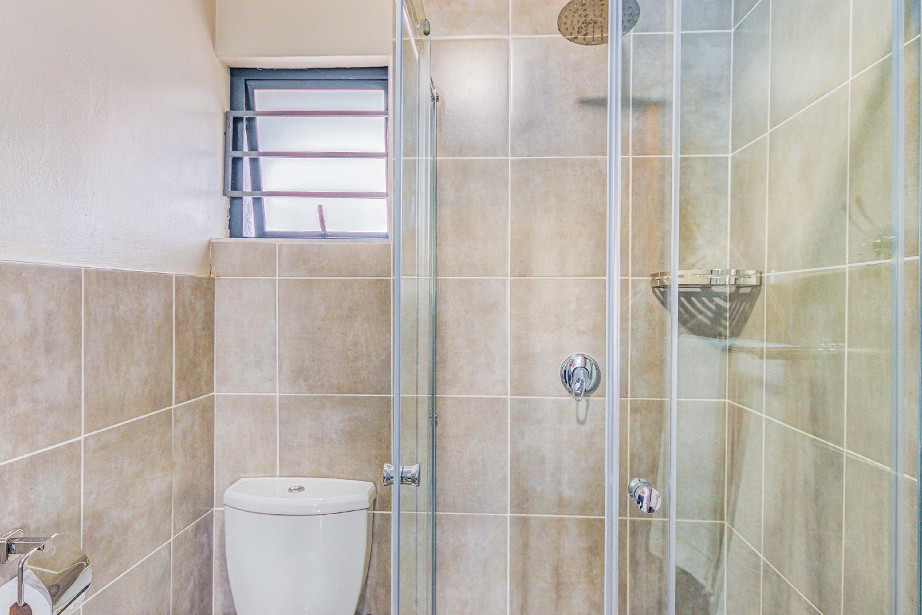 Airville Luxury Apartments, 7min Drive to Cresta Mall