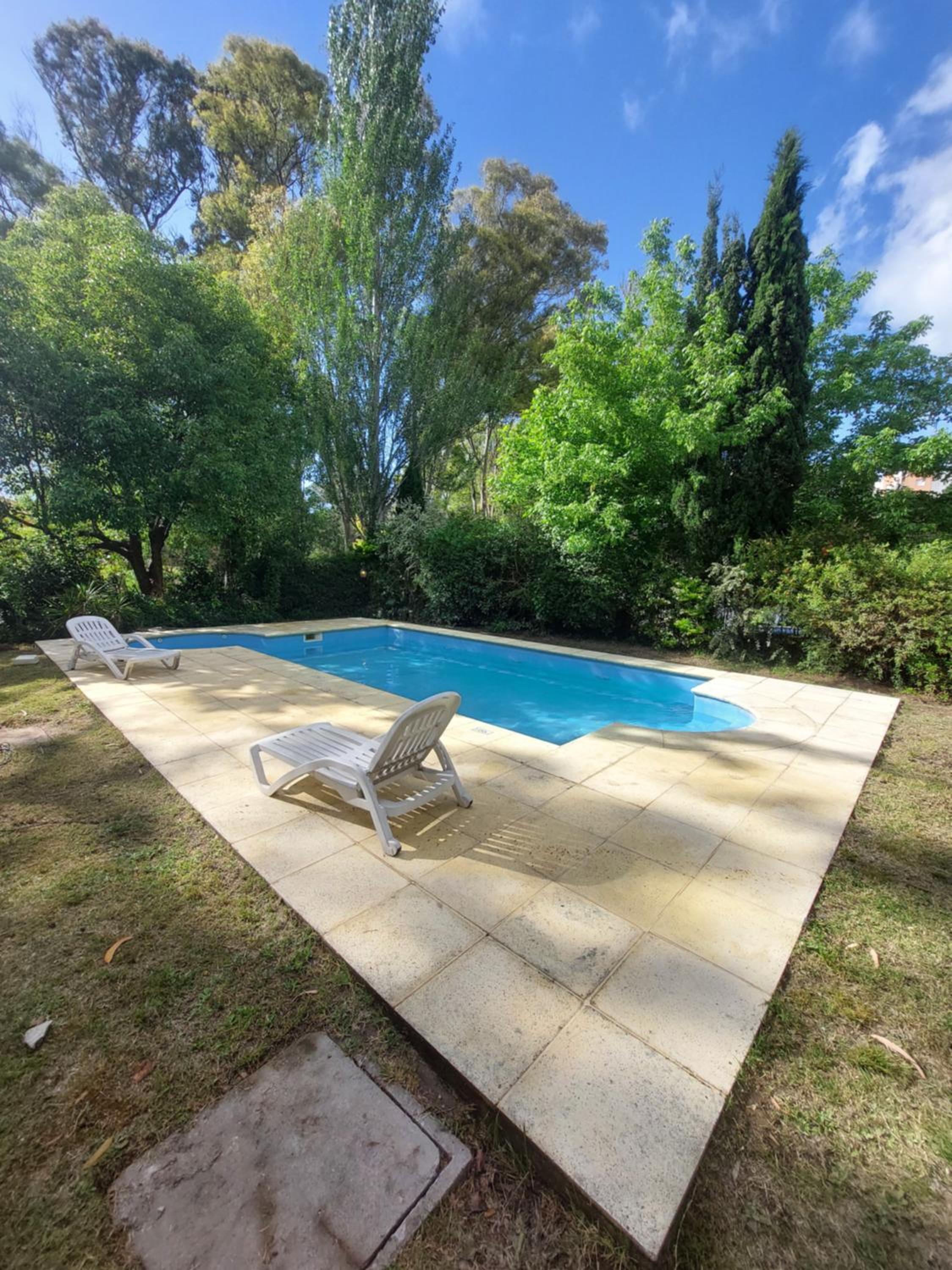 Monserrat Bungalows Con pileta y parrilla
