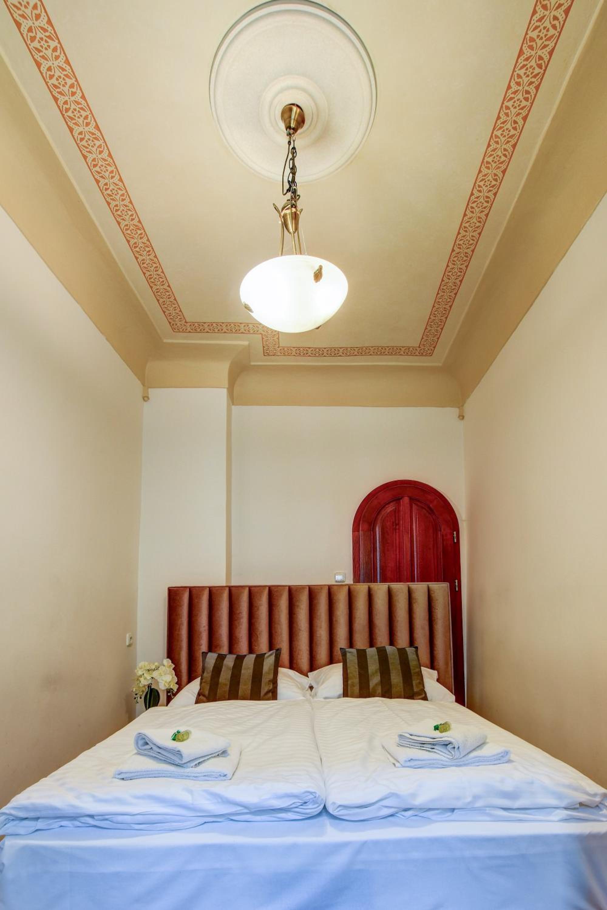 Historic Centre Apartments VIII