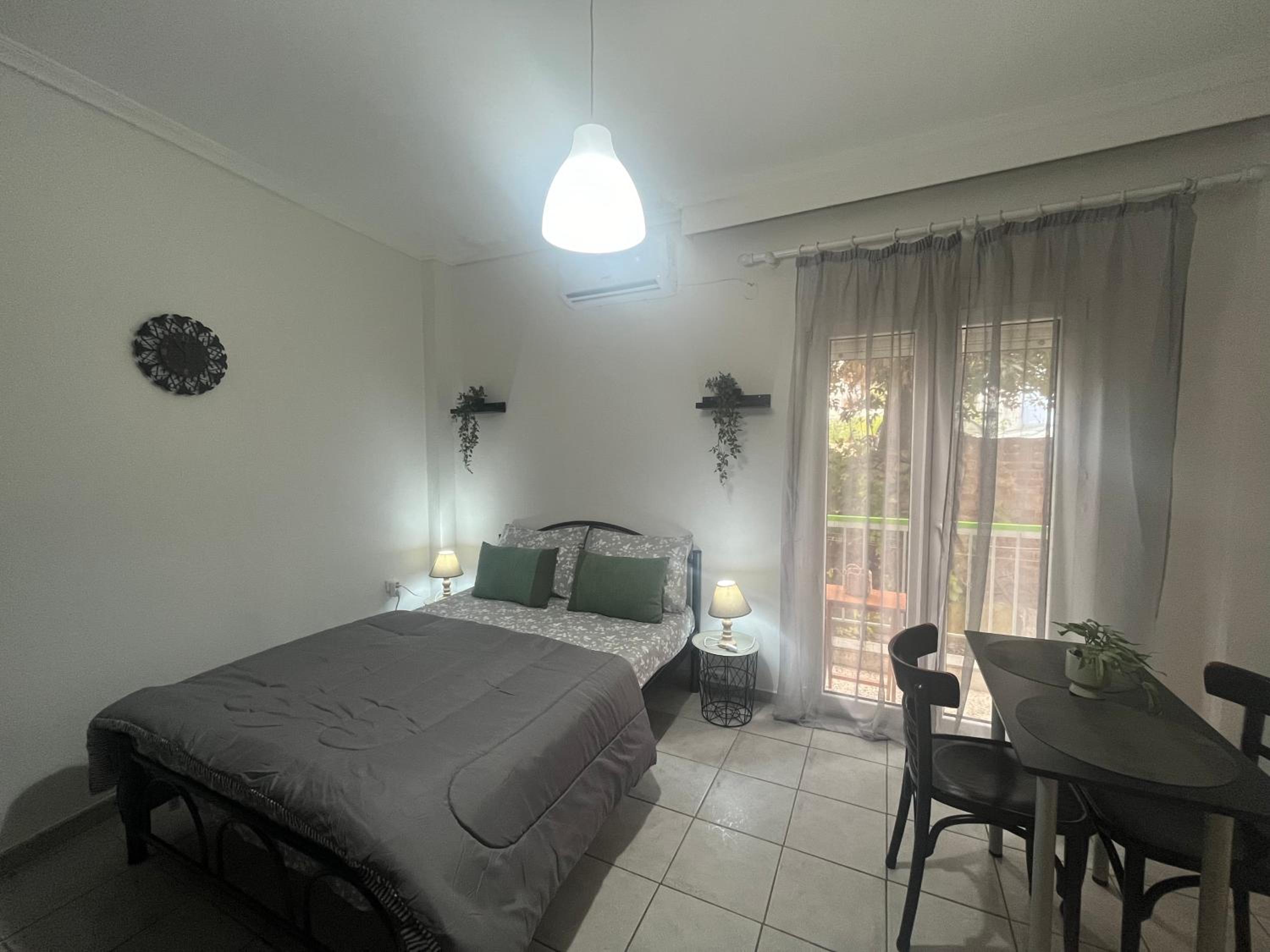 Istos Apartment 8 view 4