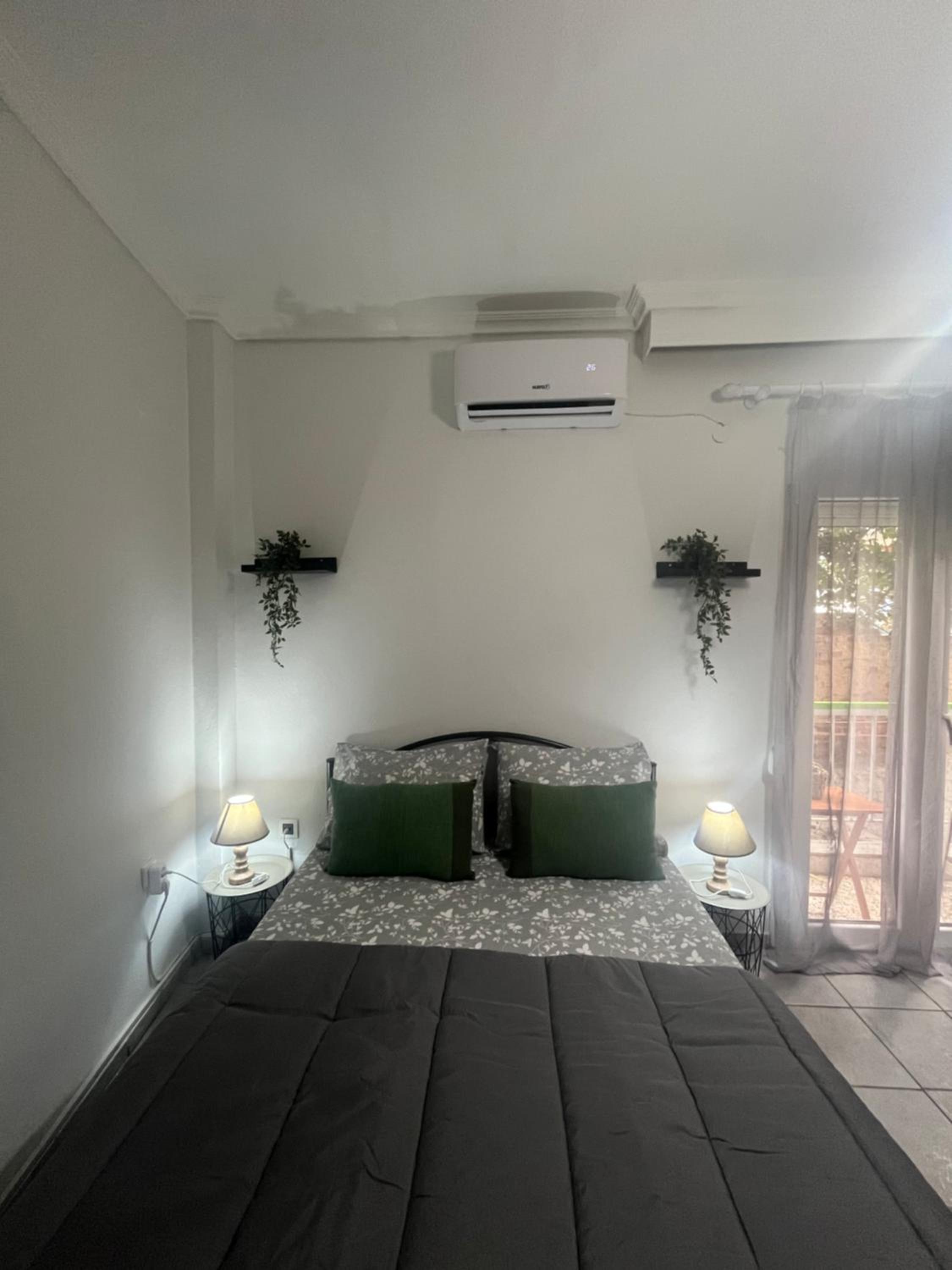 Istos Apartment 8 view 5