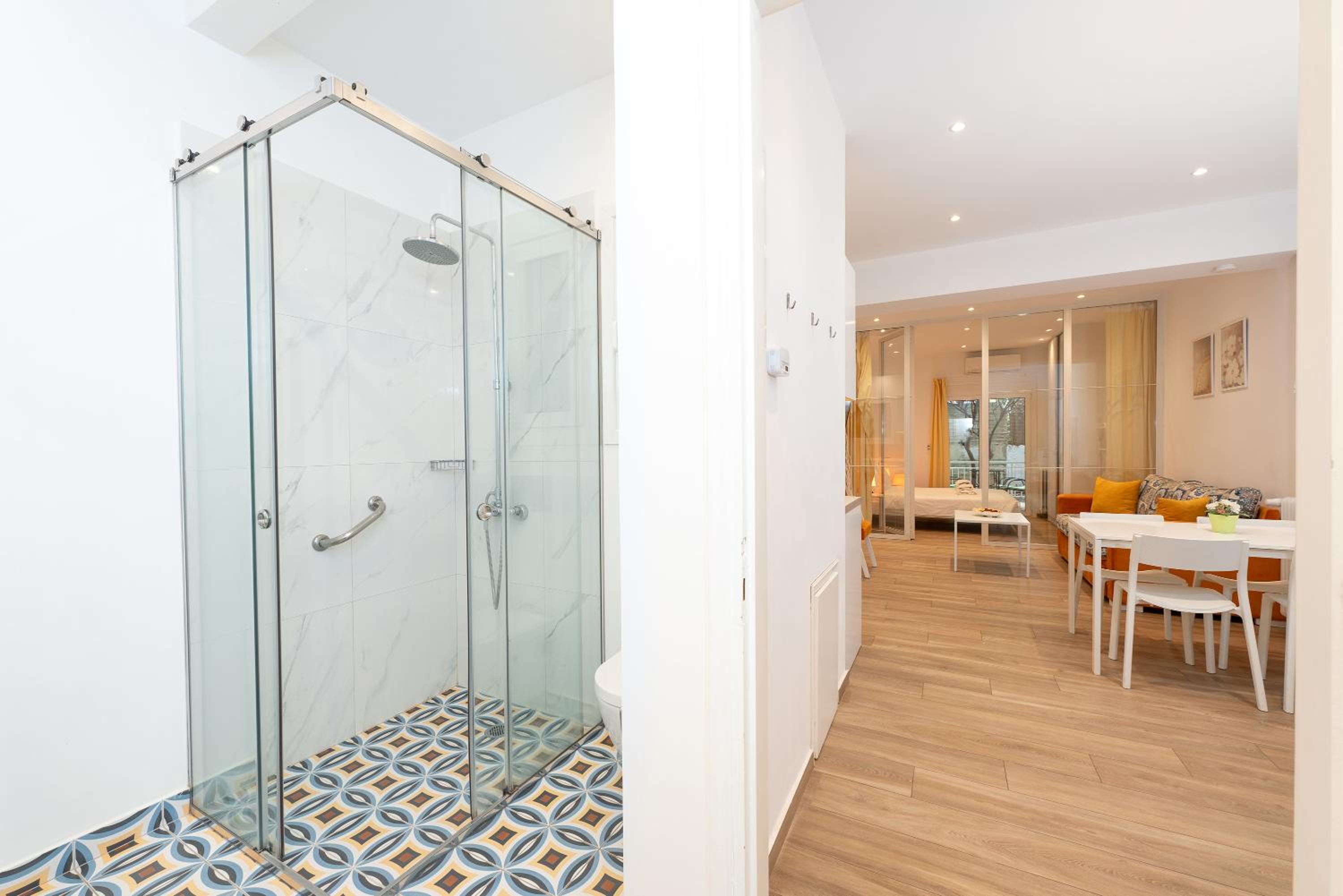 Spacious Peaceful Studio in Athens