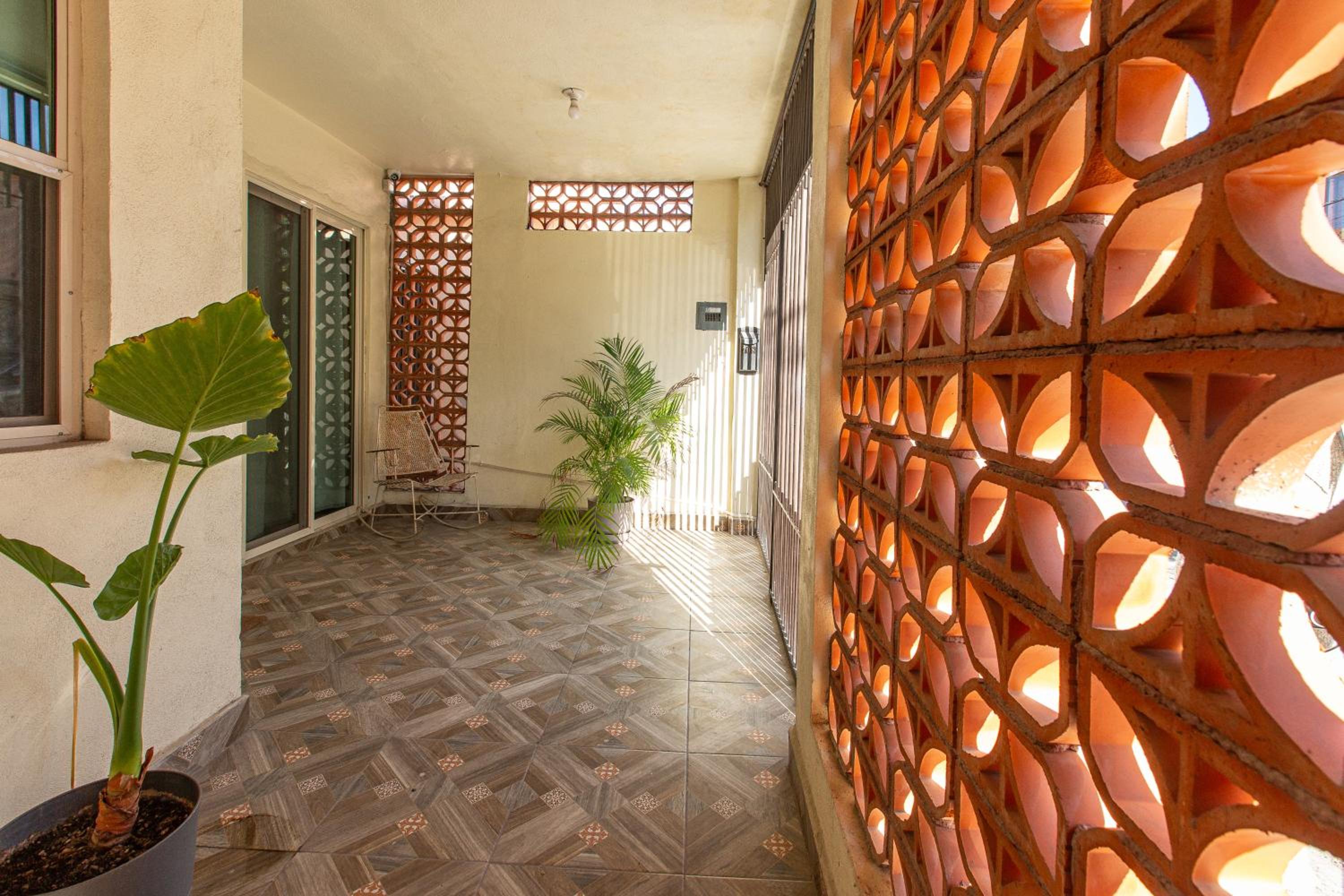 Acogedora casa San Nicolas Oriente view 2
