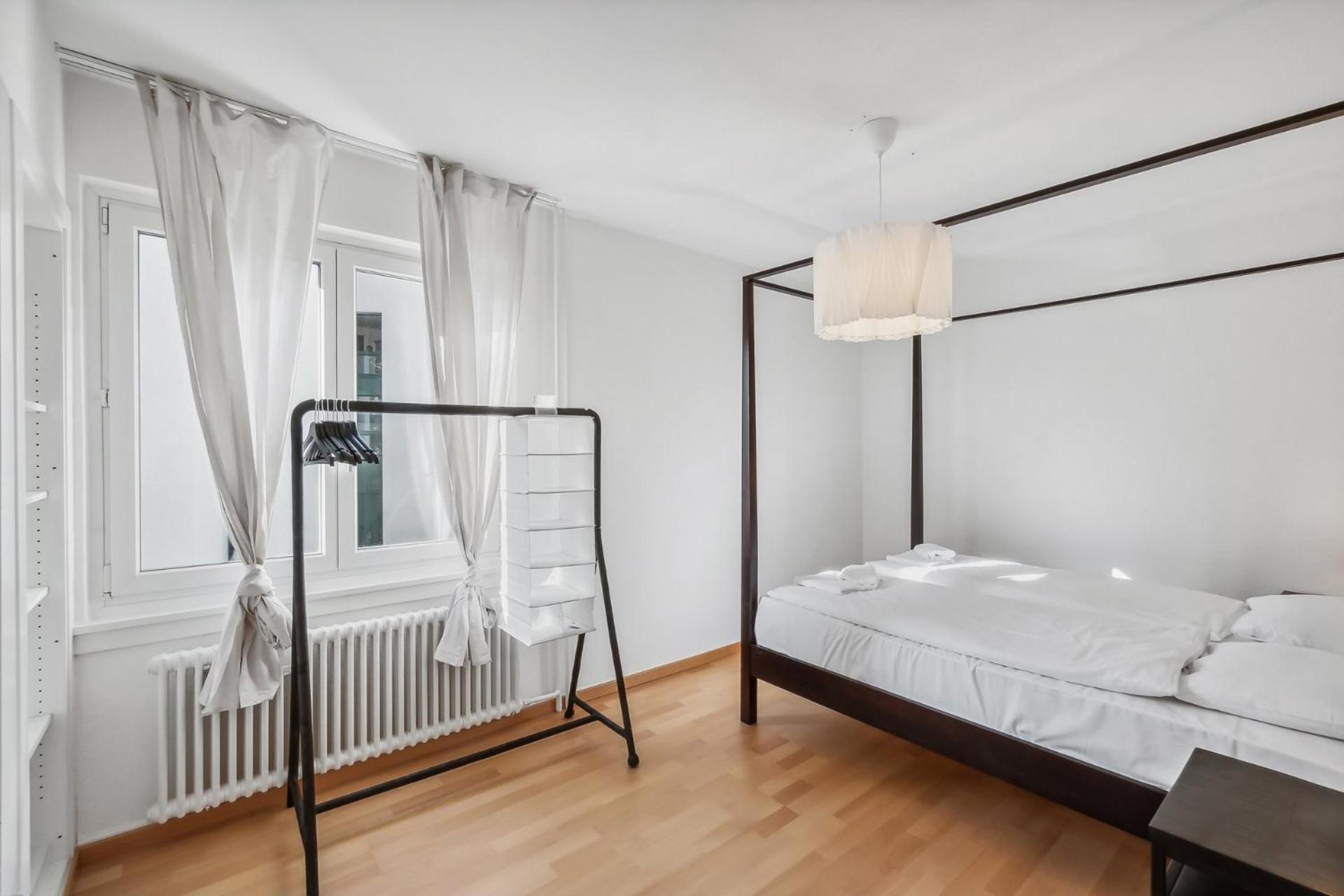 Comfortable stay in Oerlikon 20 minutes away from Zurich Airport