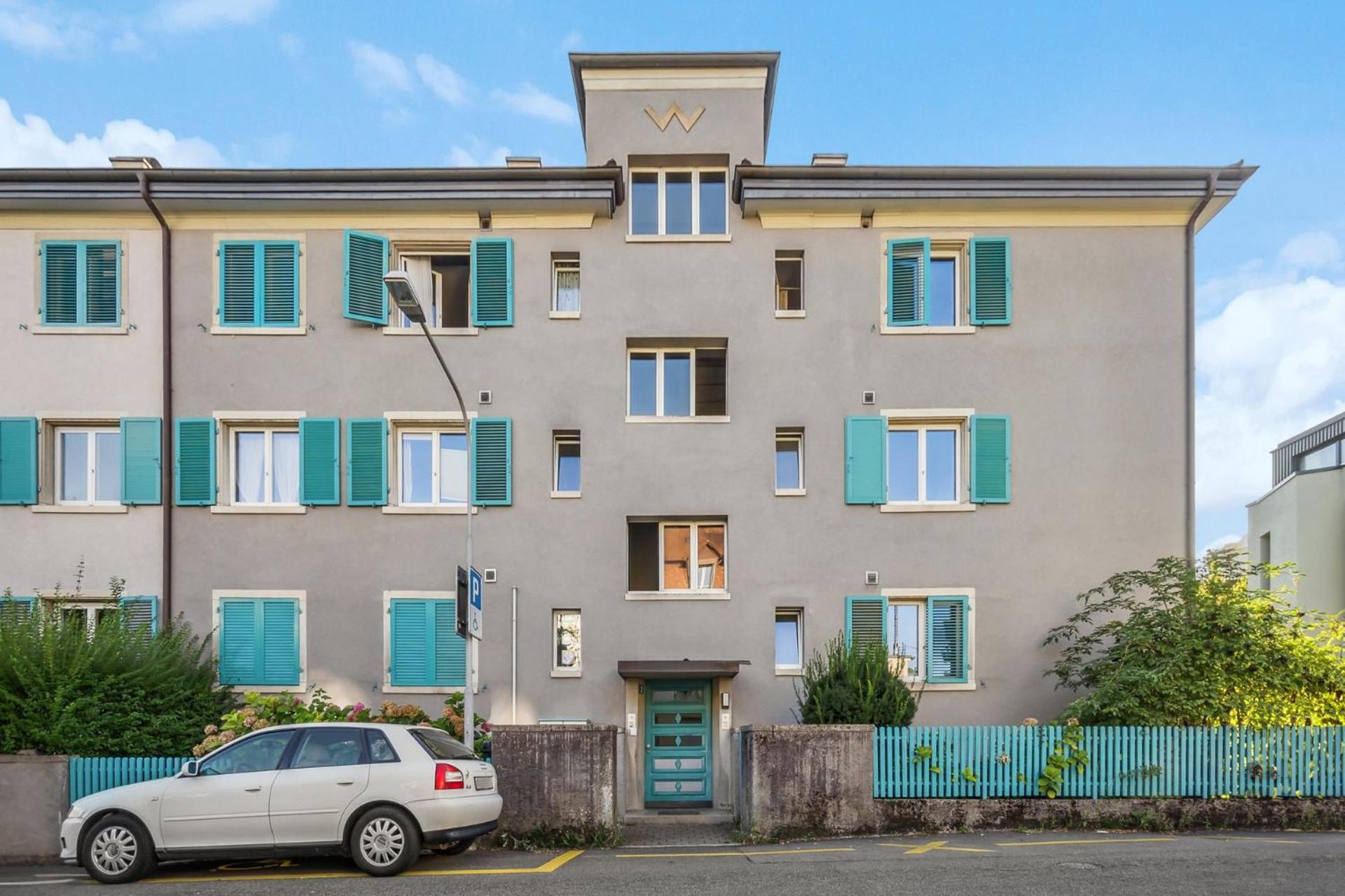 Comfortable stay in Oerlikon 20 minutes away from Zurich Airport