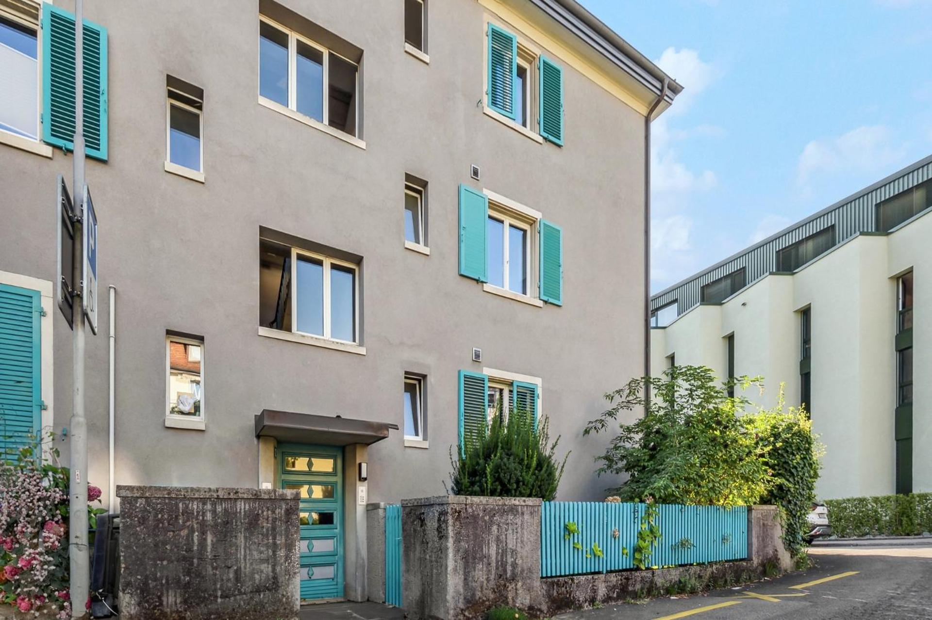 Comfortable stay in Oerlikon 20 minutes away from Zurich Airport